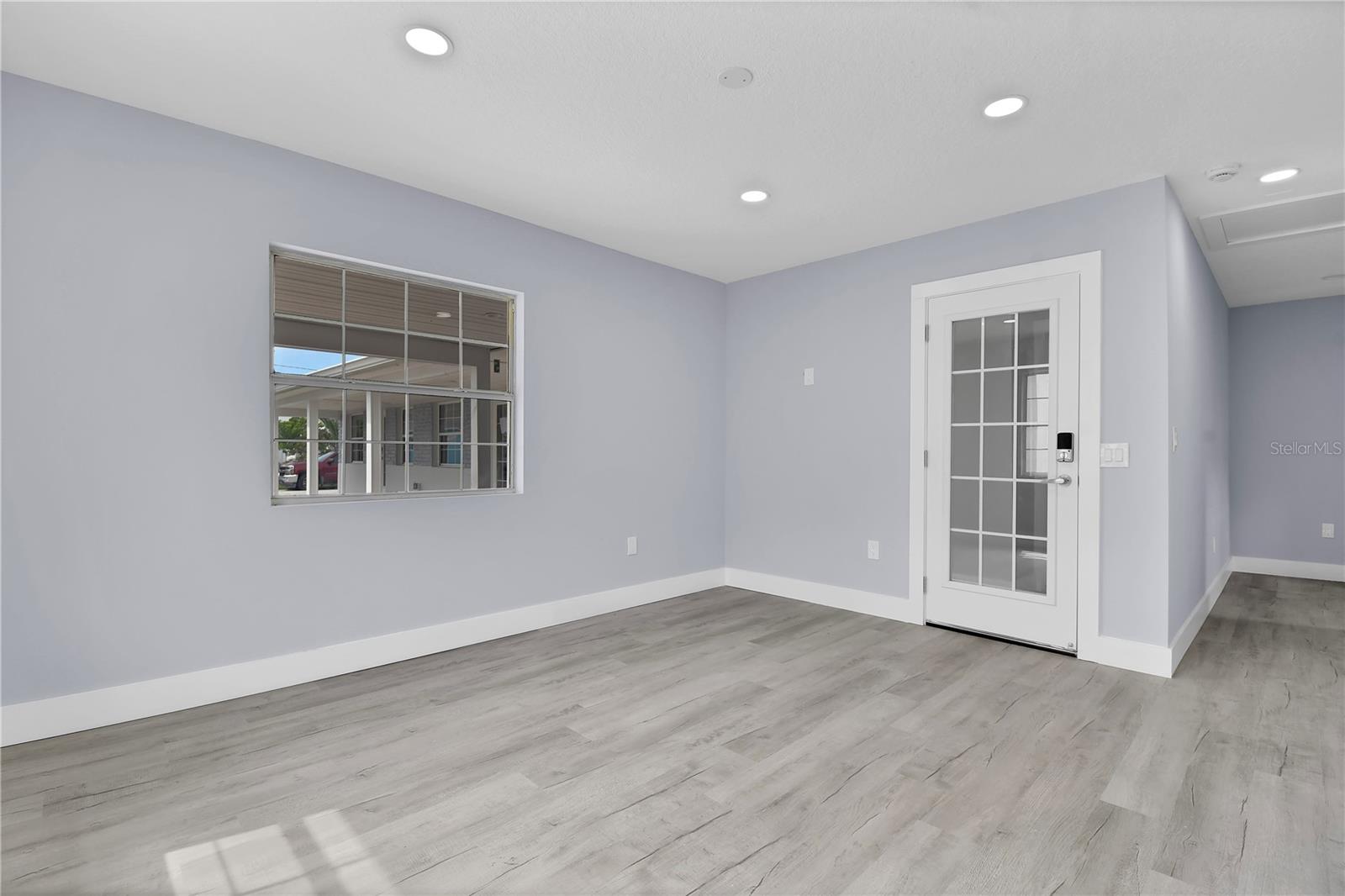 Living room 2