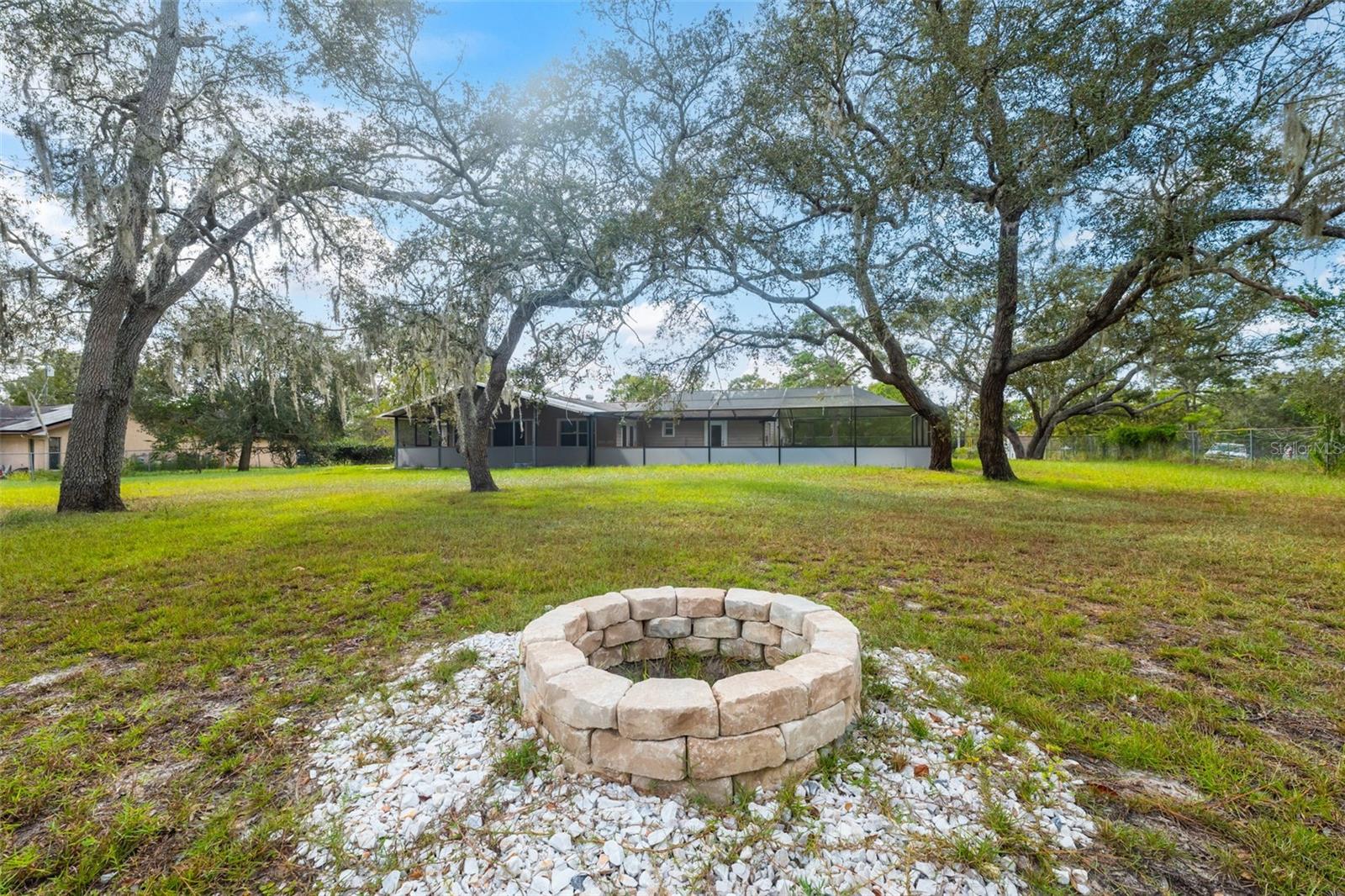 Gorgeous back yard!