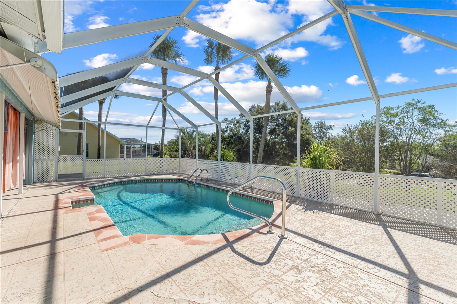 Screened Pool