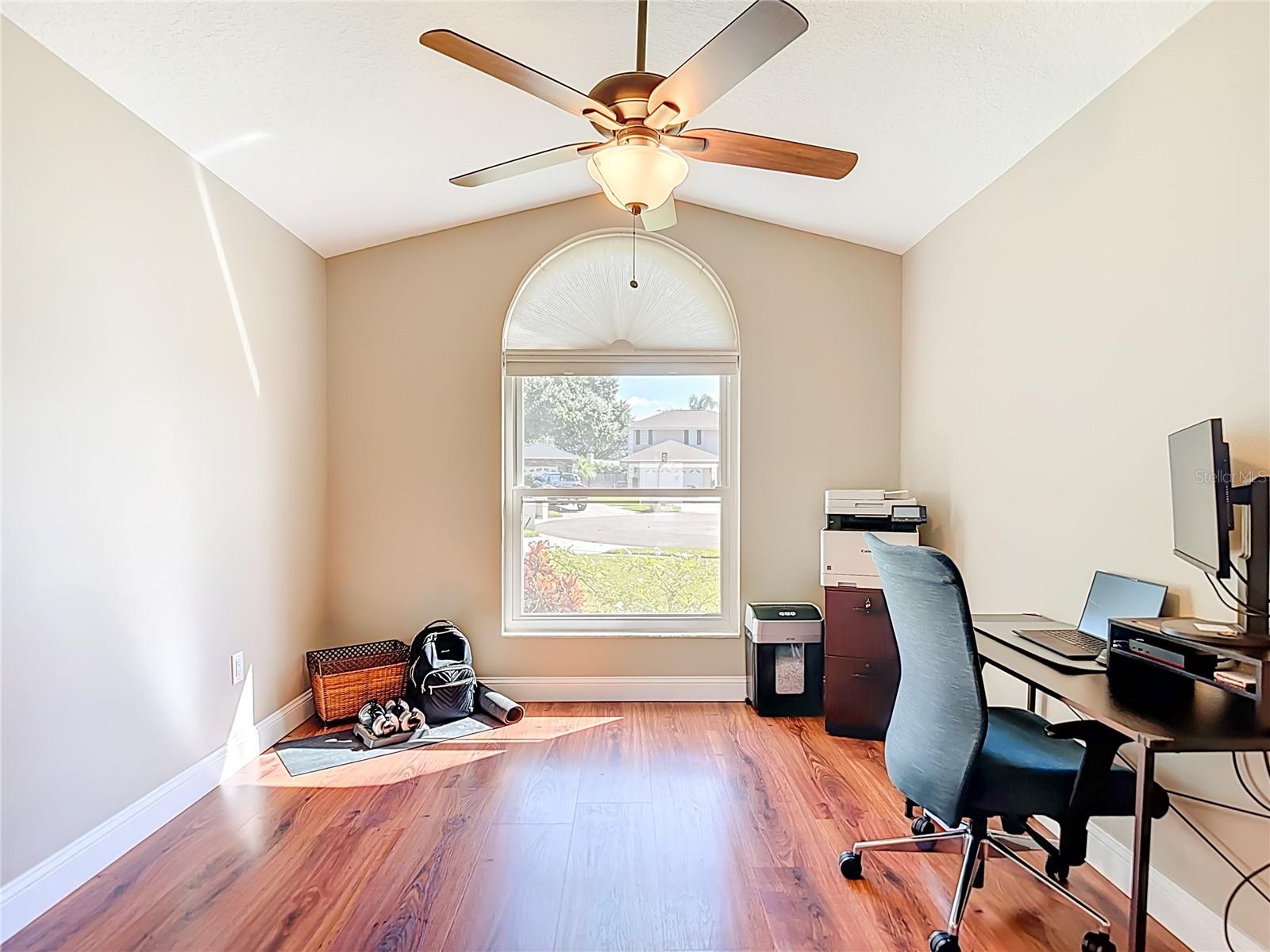 guest bedroom 2 or office