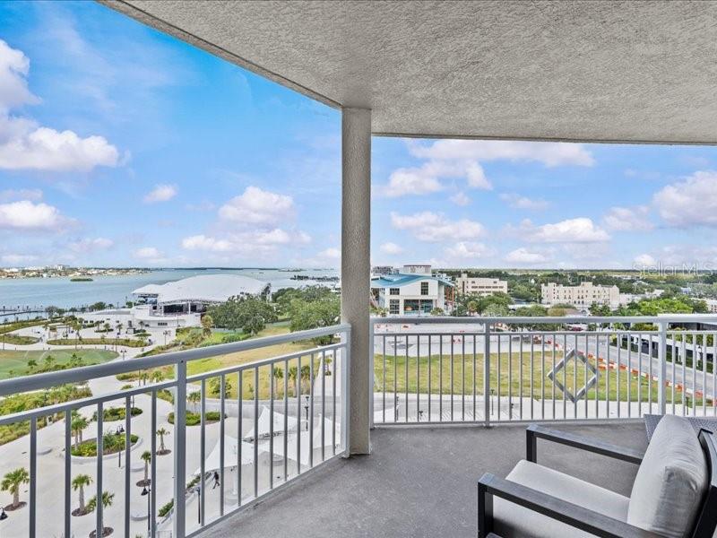 Balcony with Views!