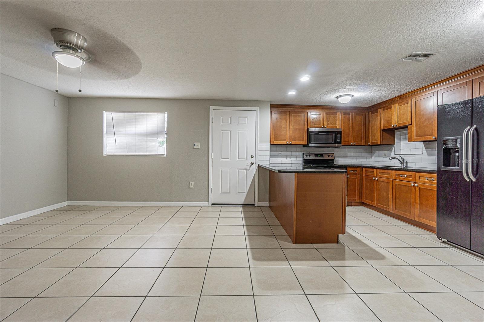 Kitchen Living Room