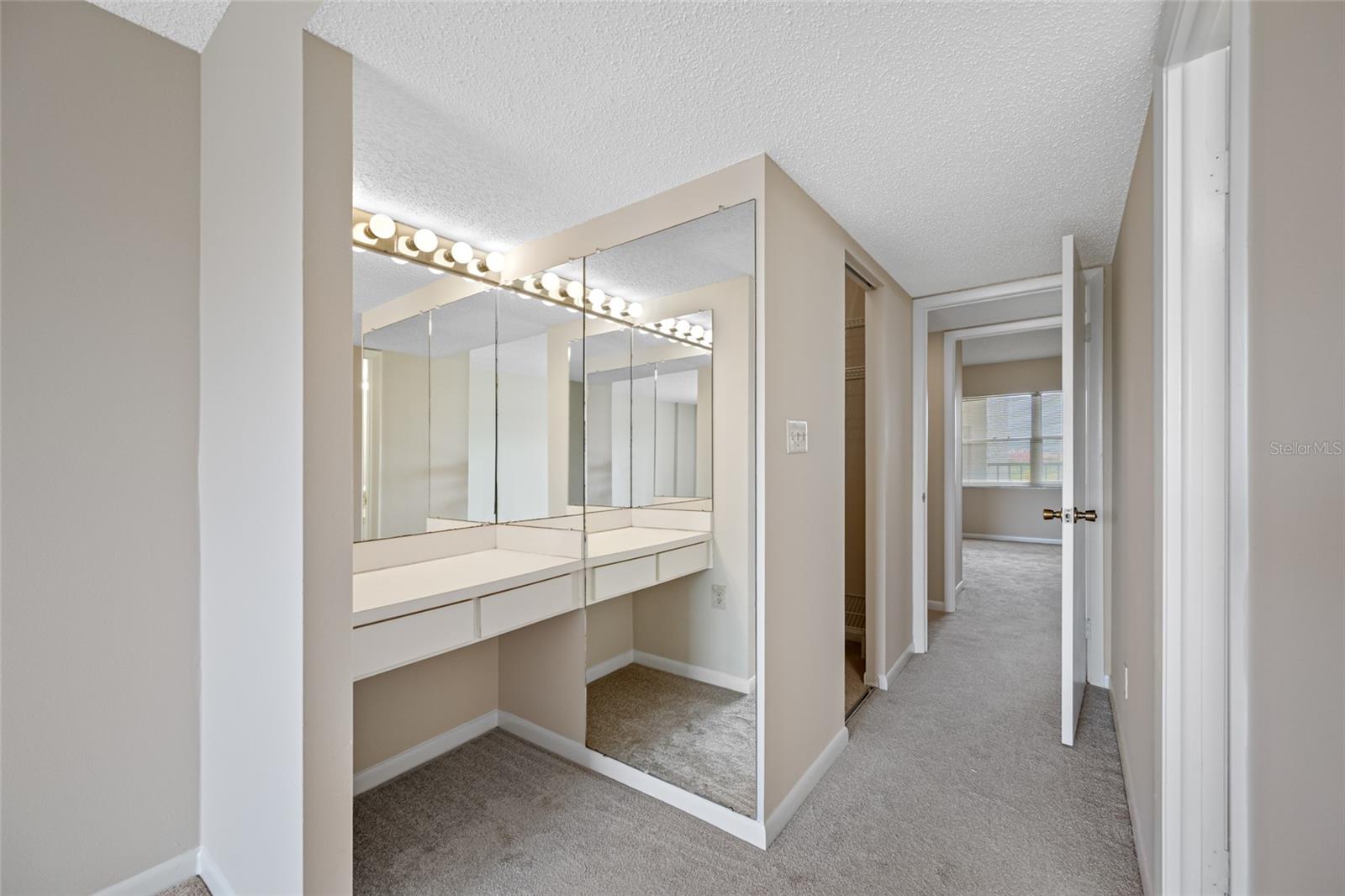 Leading to Primary Bedroom En Suite