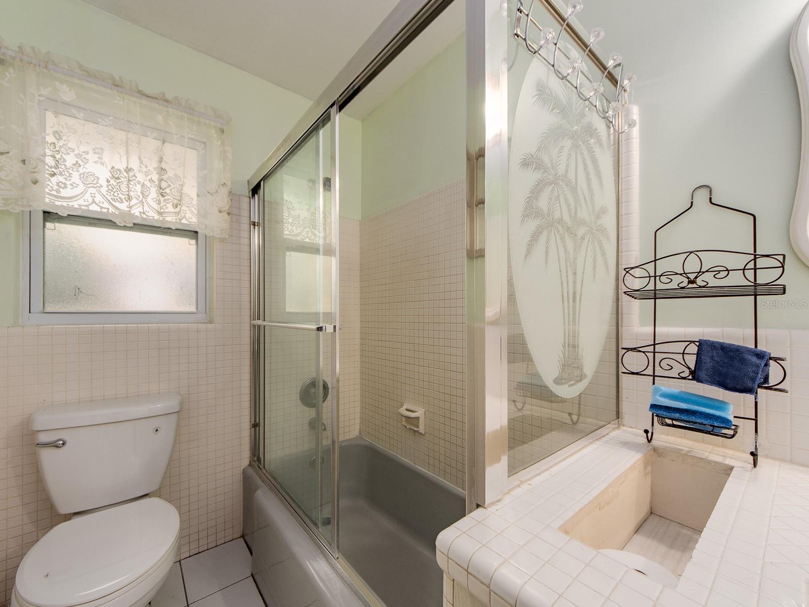 BATHROOM #2 WITH TUB