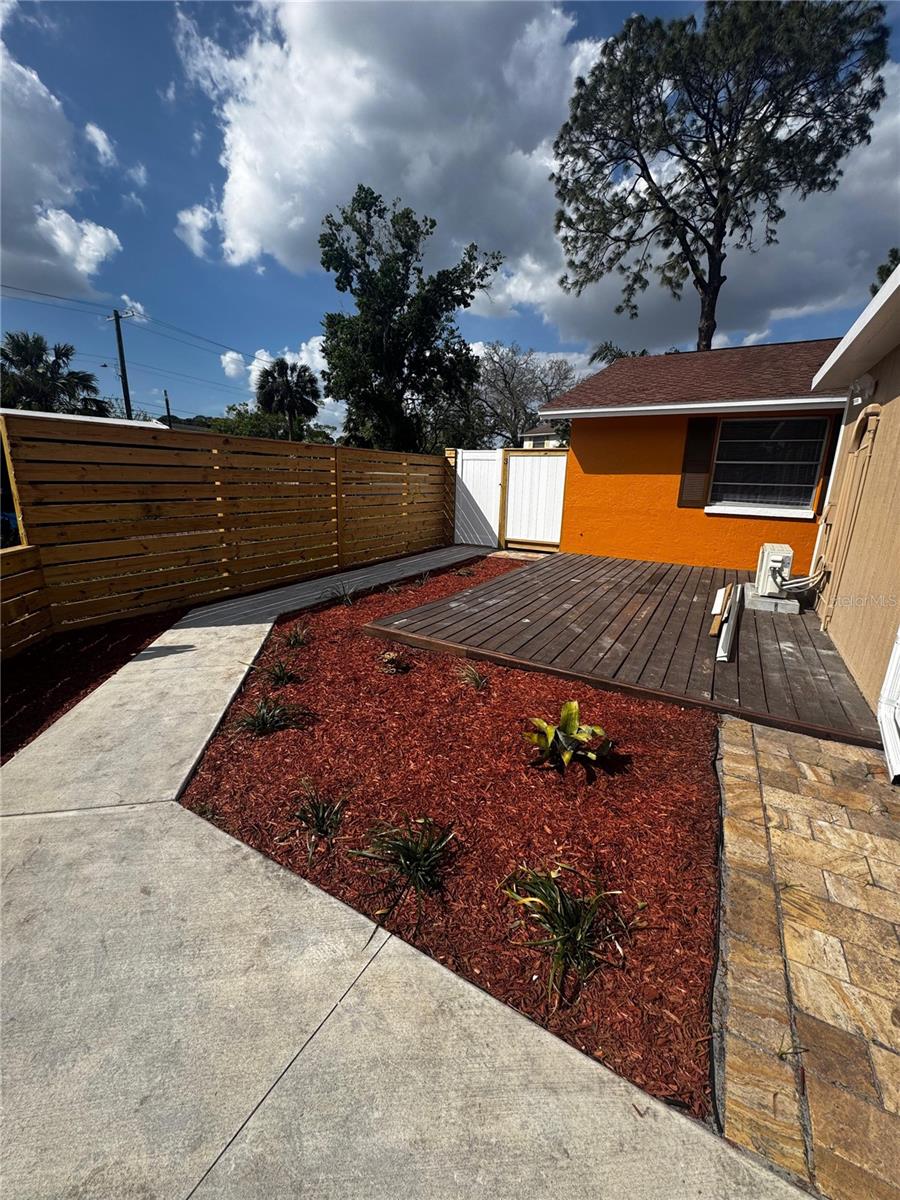 INDEPENDIENT INCOME EFFICIENT 2