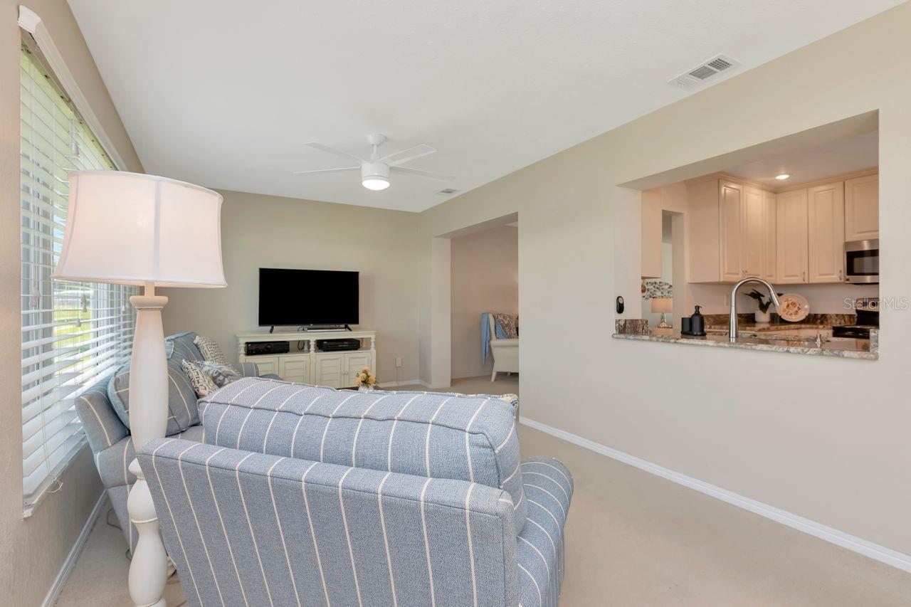 Family room/Sunroom