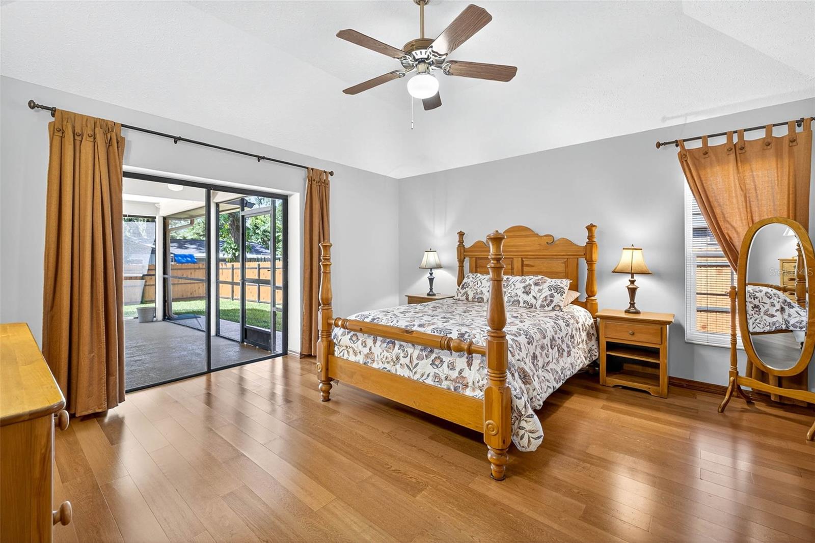 Primary Bedroom with access to lanai
