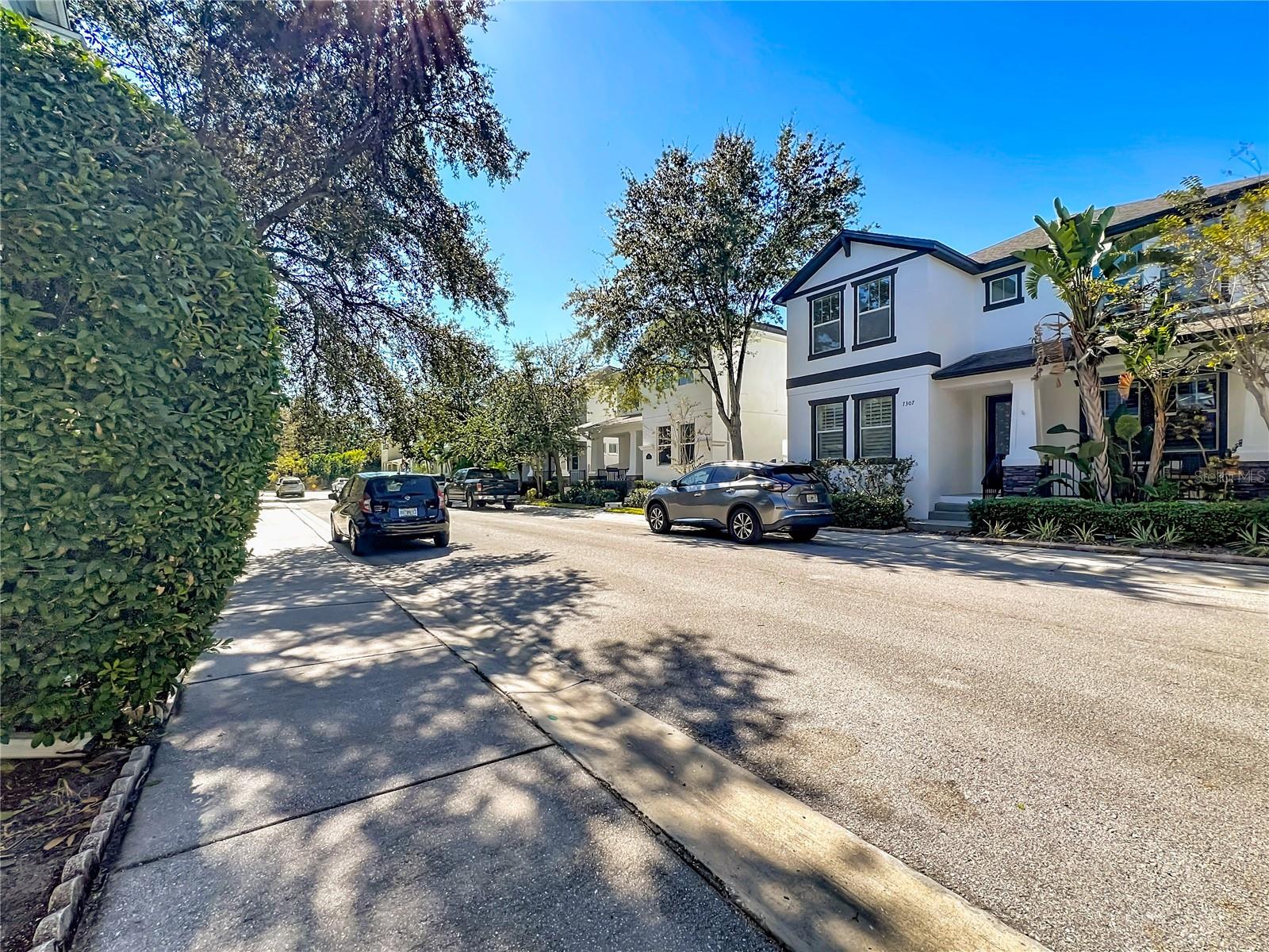 Garage in Back & Front Street Parking