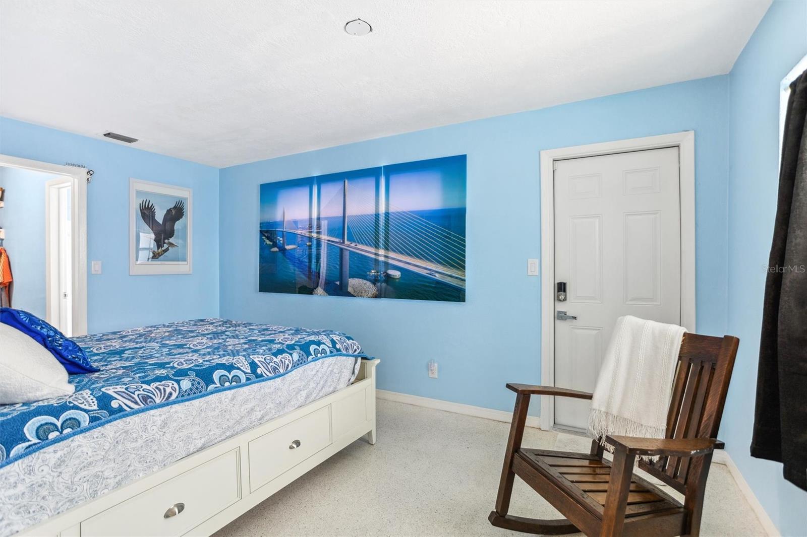 2nd ensuite bedroom