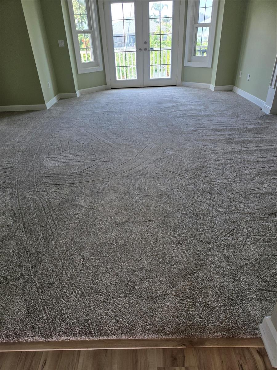 Bonus Room near kitchen