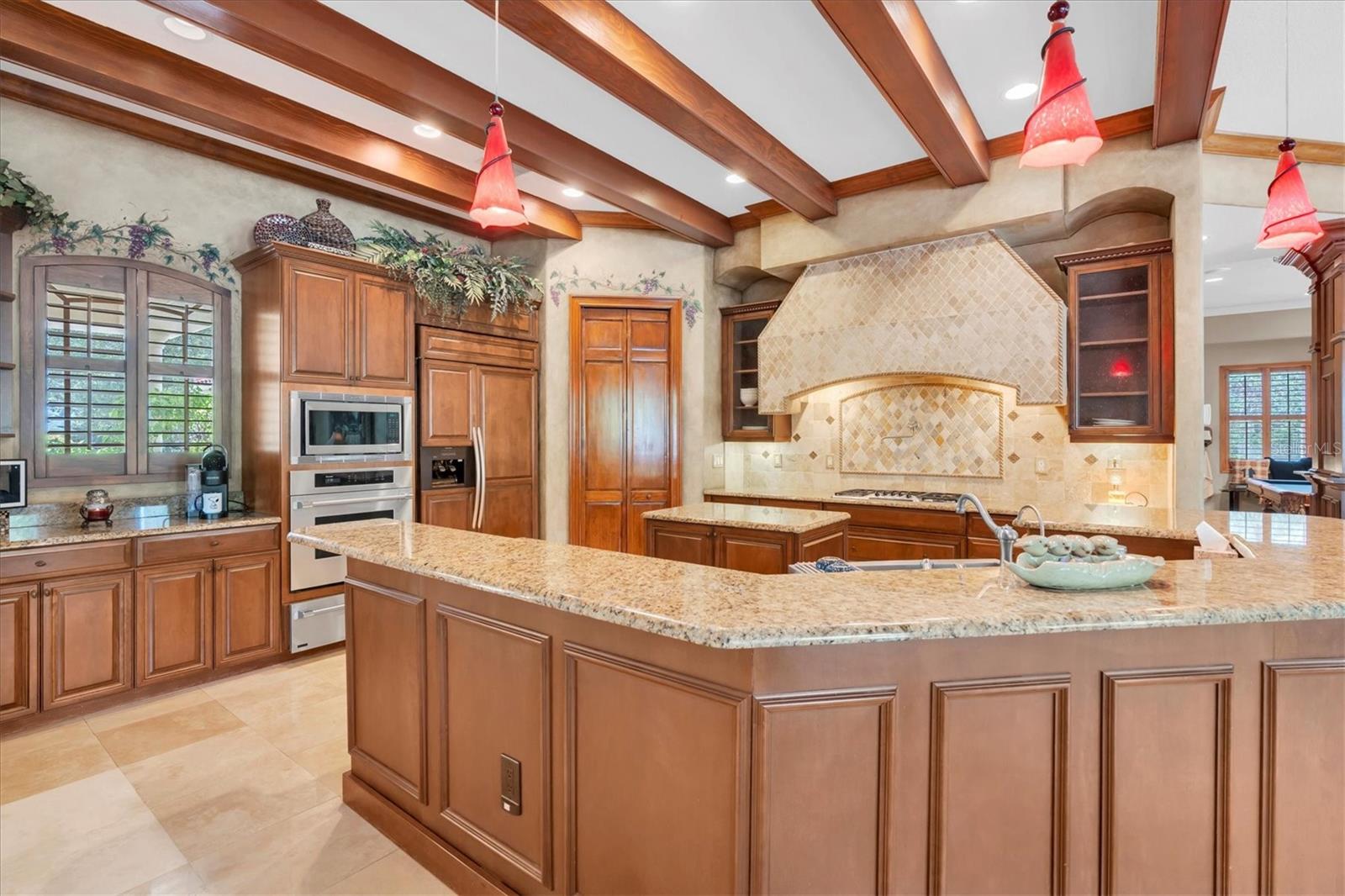 Spacious Kitchen