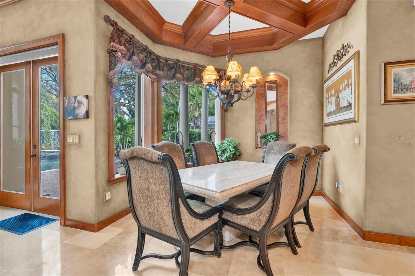 Breakfast Nook