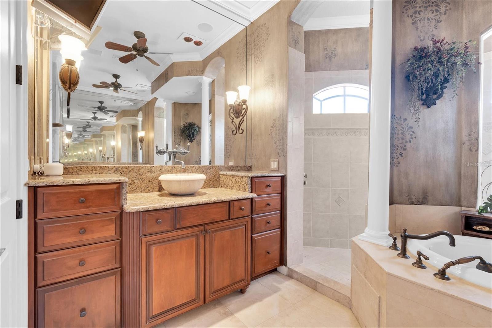Primary Suite Bathroom