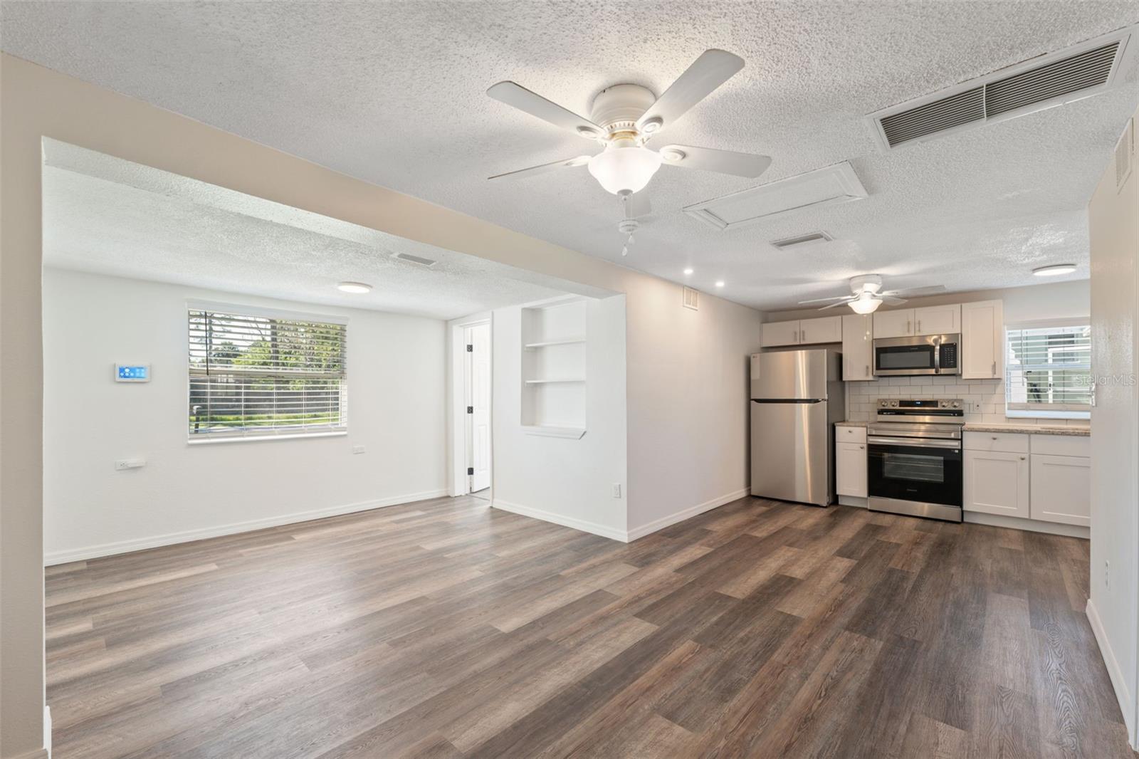 Dining/Living