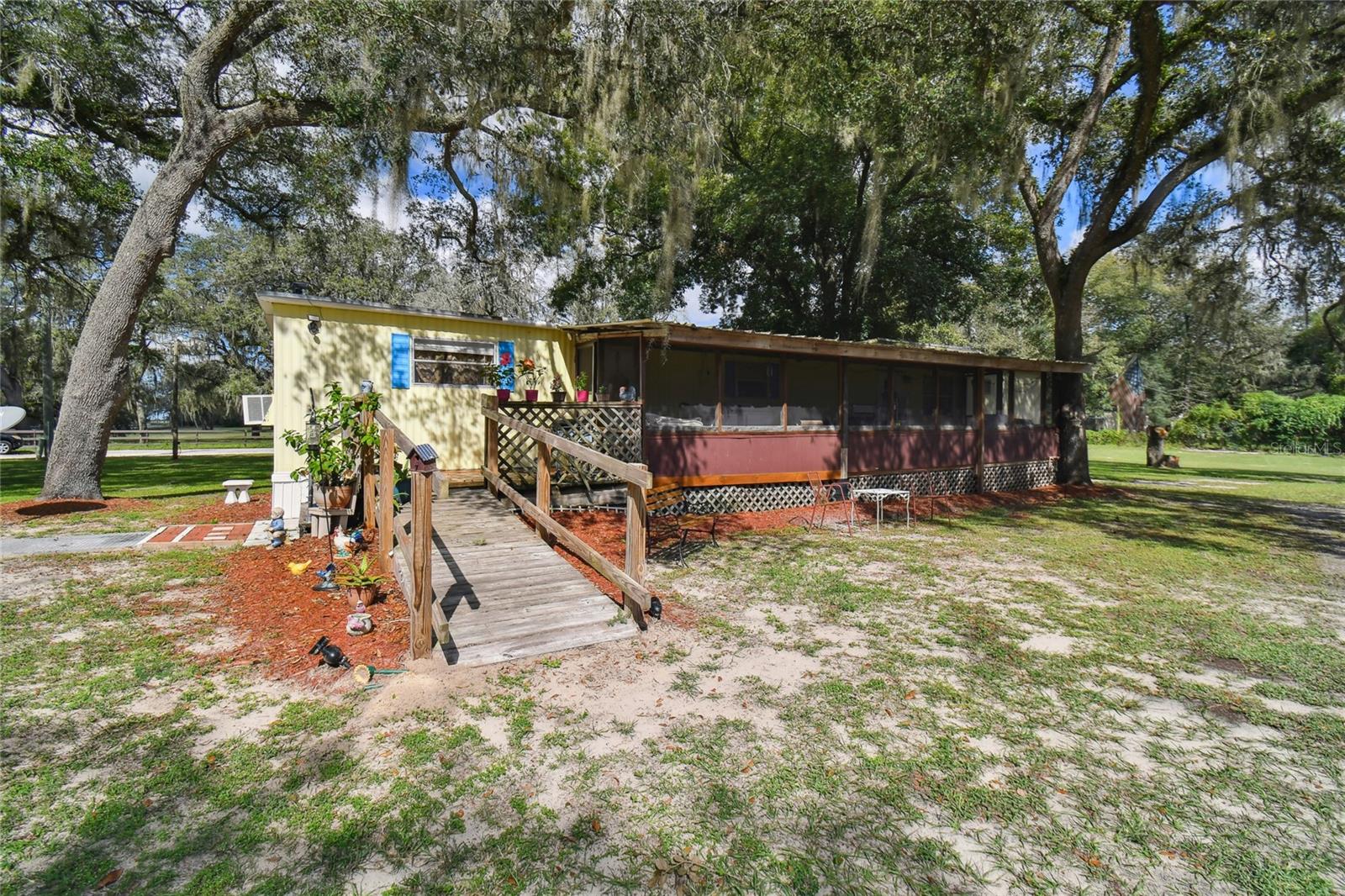 TB8437377
