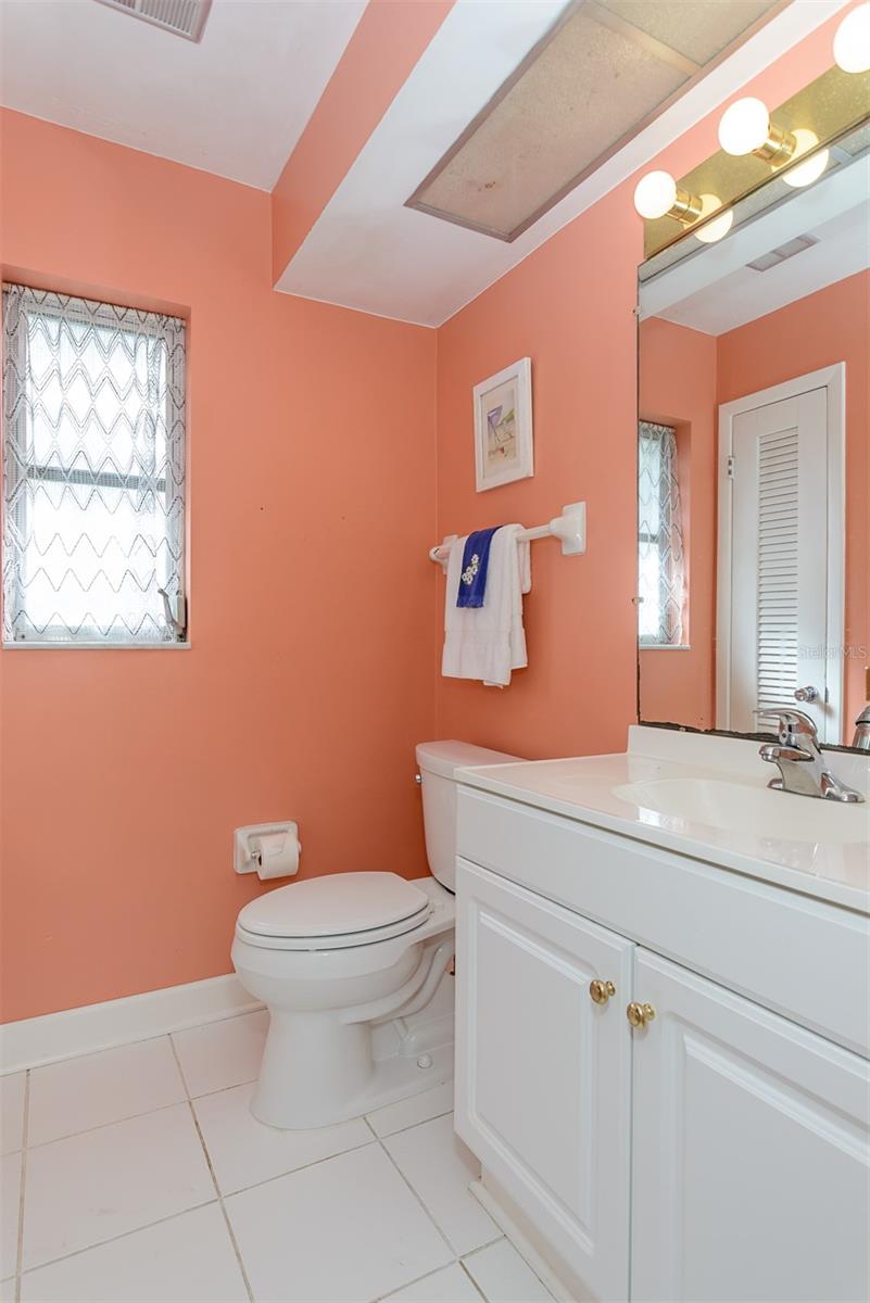 Primary/Master Ensuite