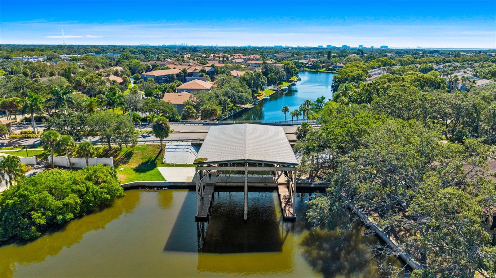 boat lift from freshwater to salt water