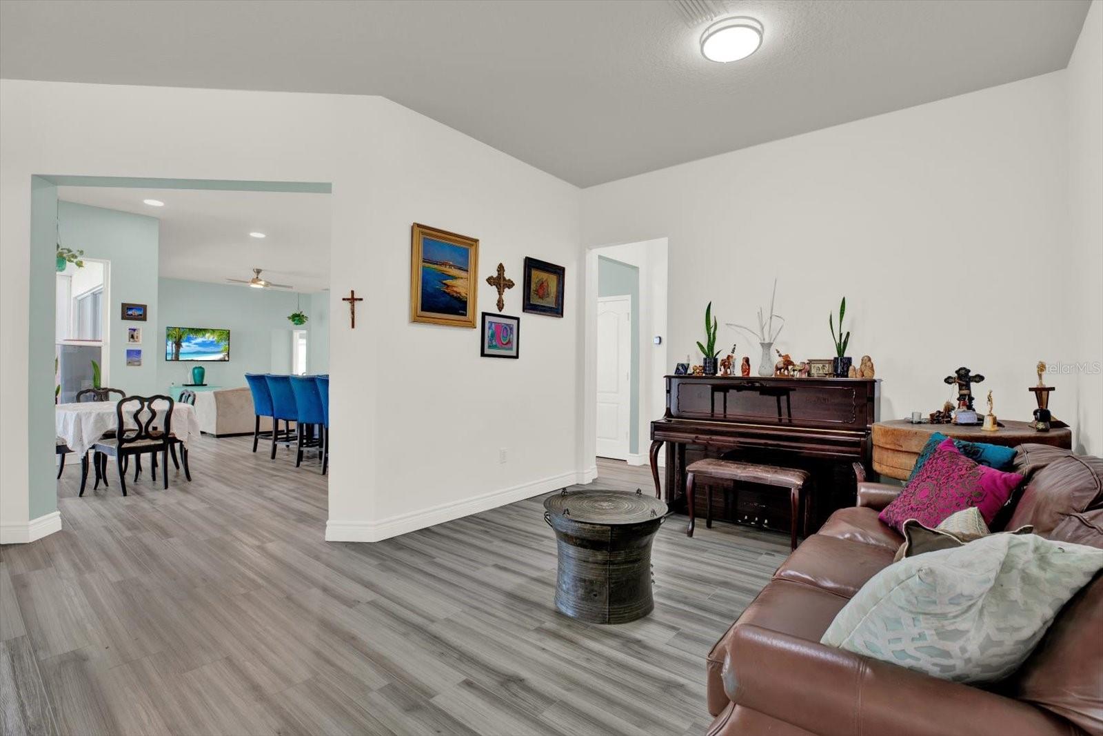 formal dining room/ living room
