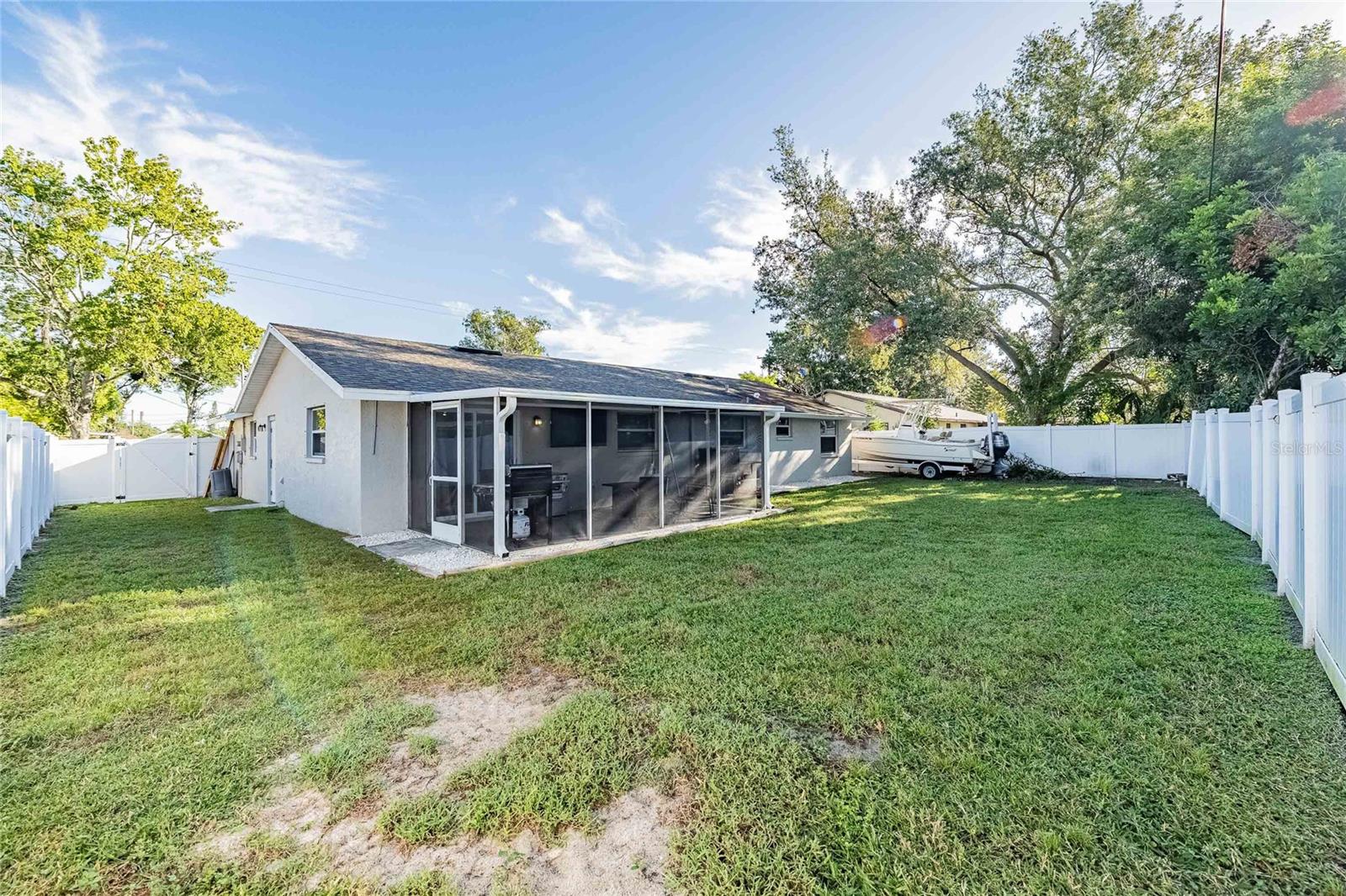 L4956580