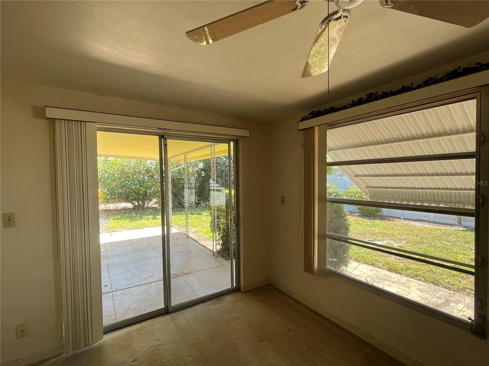Family/Bonus Room Slider to Porch