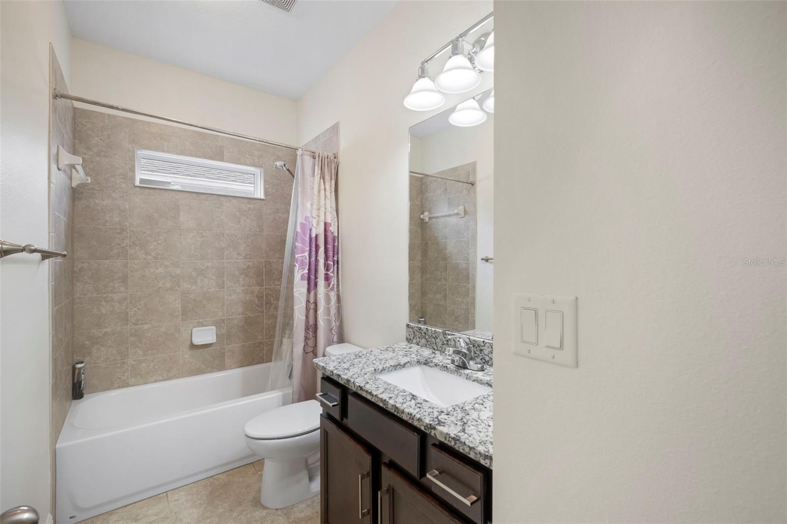Full Bathroom Upstairs