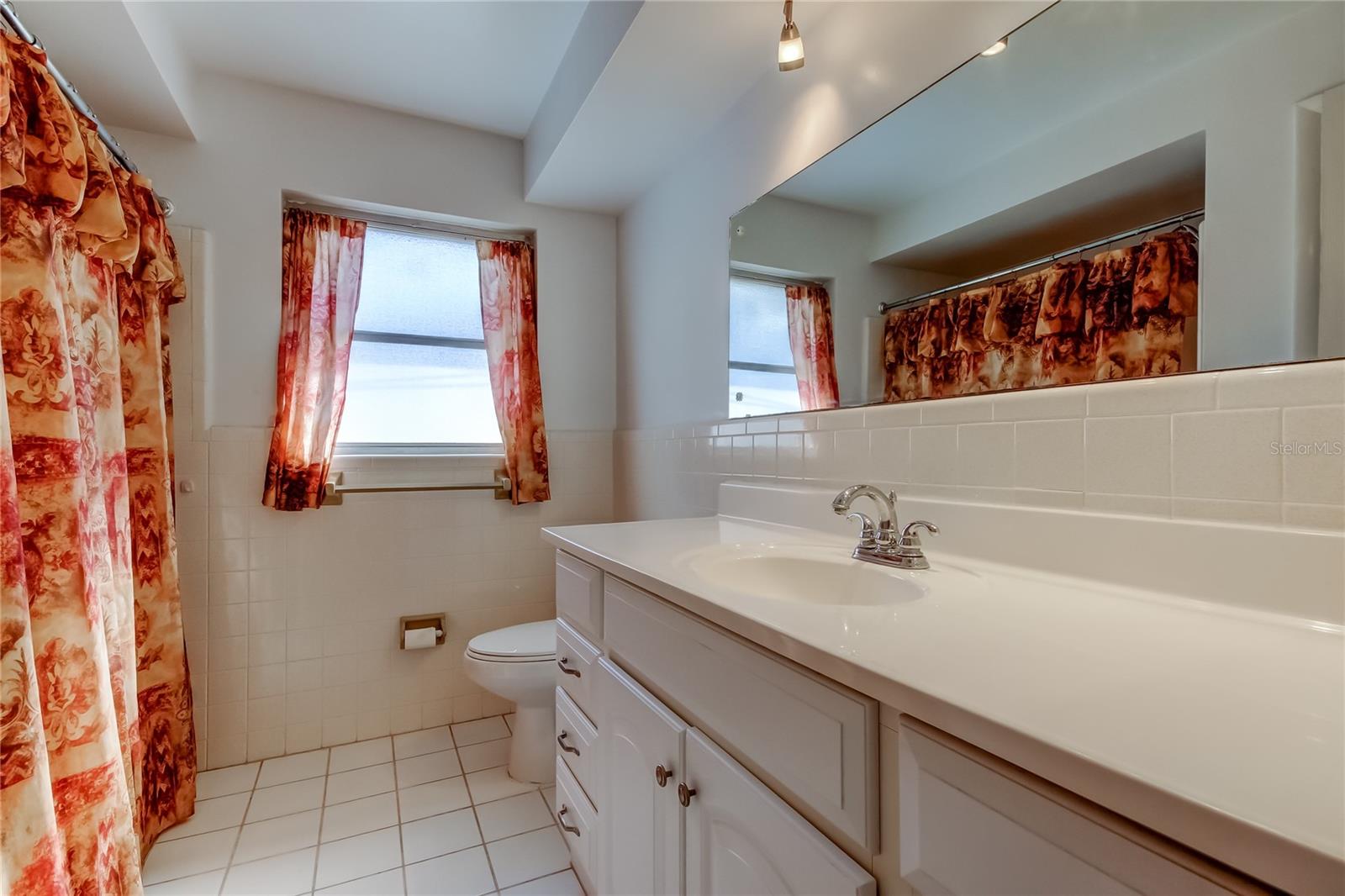 Full Guest Bathroom