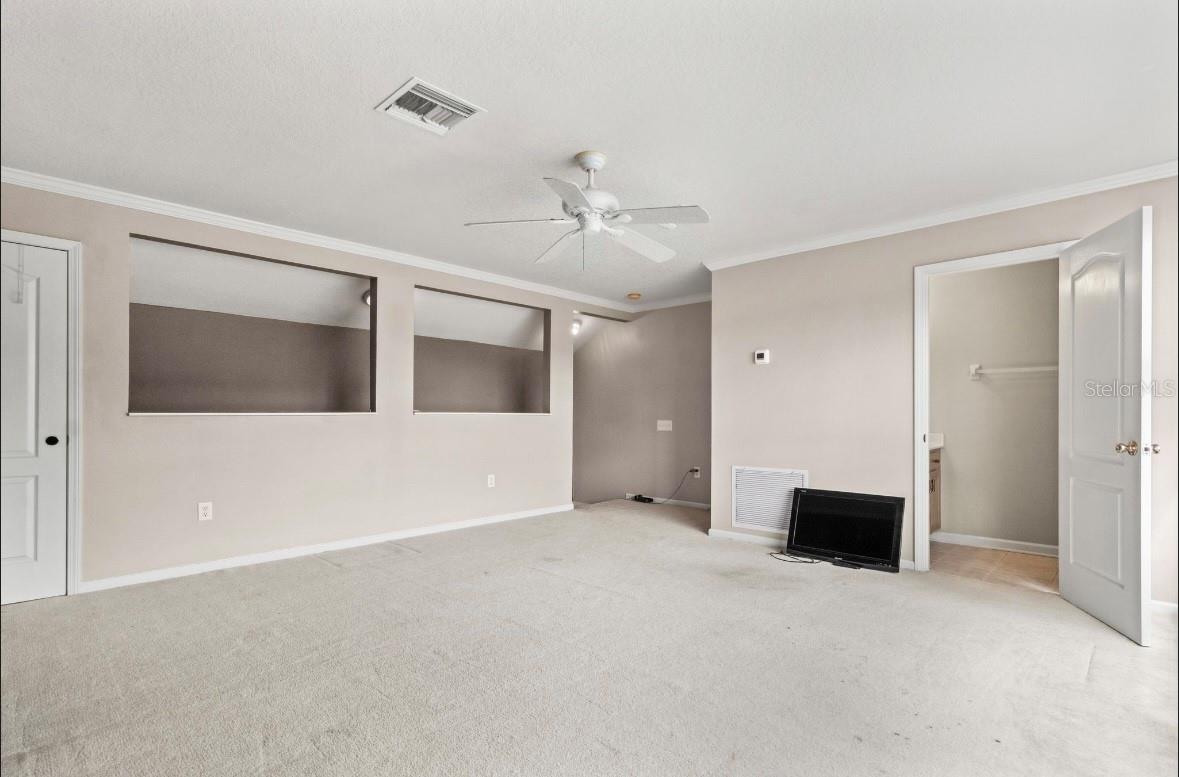 Upstairs bonus room