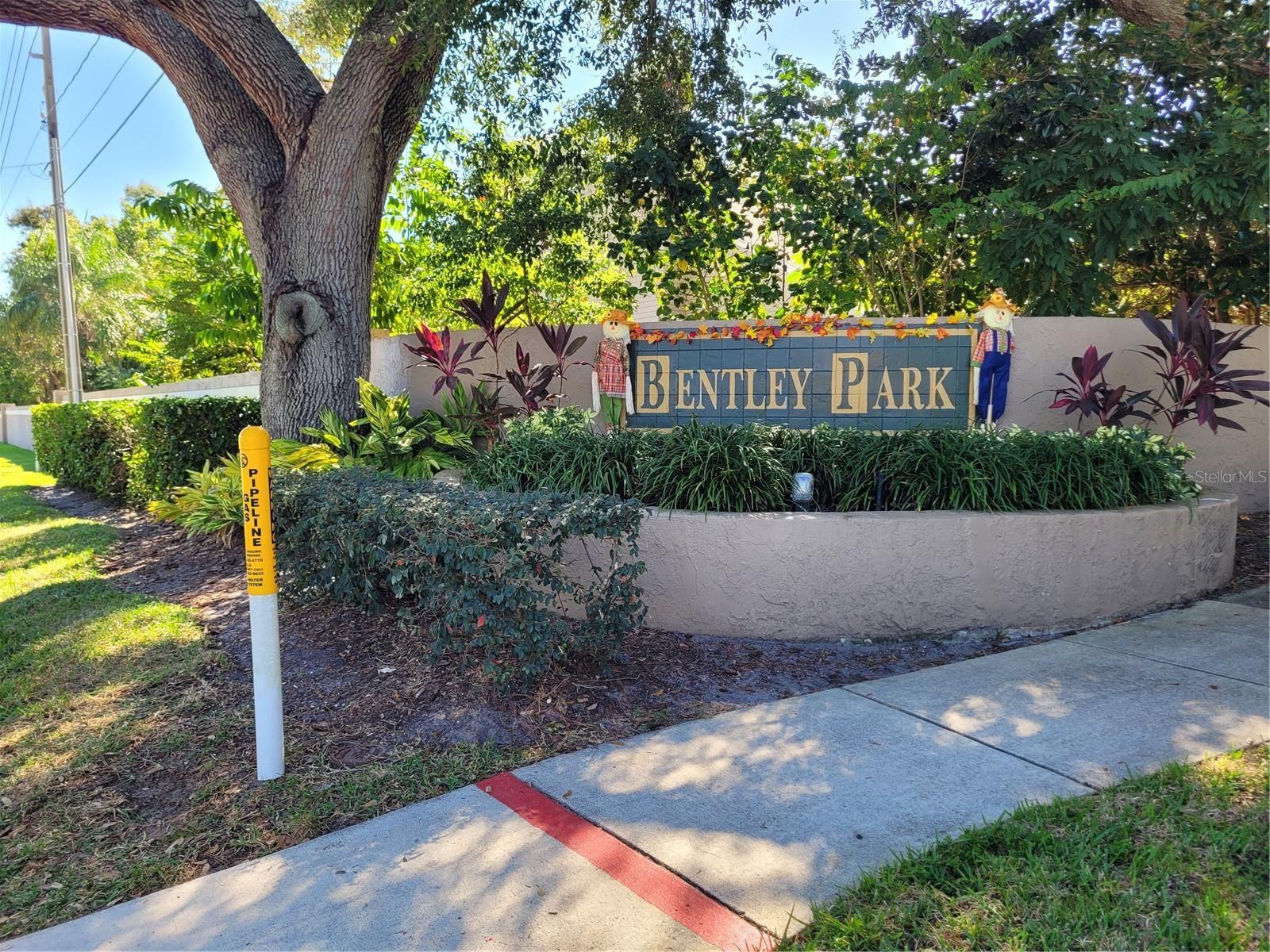 Enterance to Bentley Park