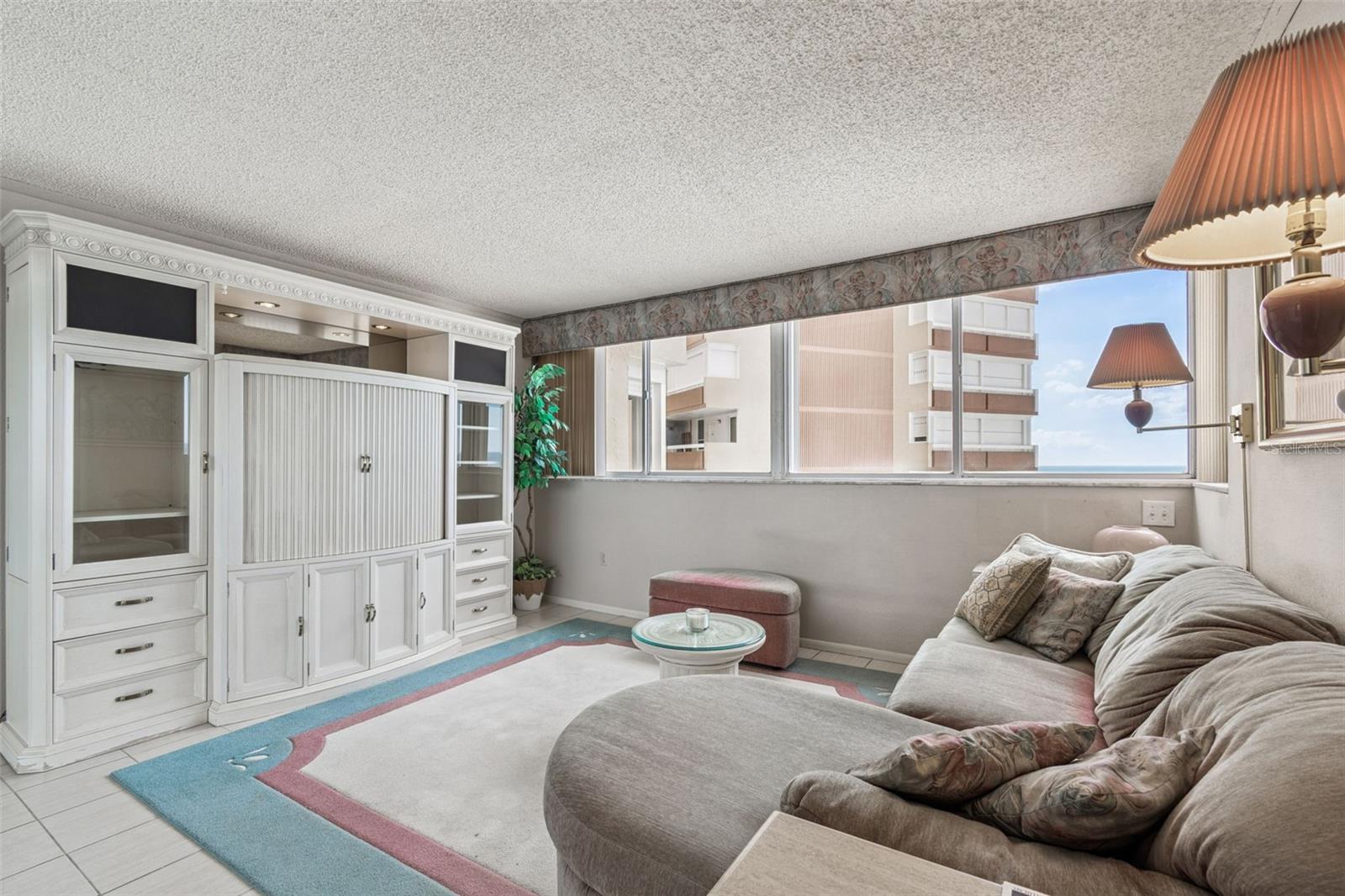Guest Bedroom or Den