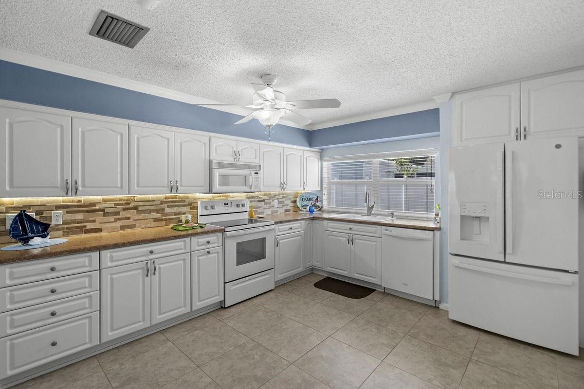 Spacious Kitchen