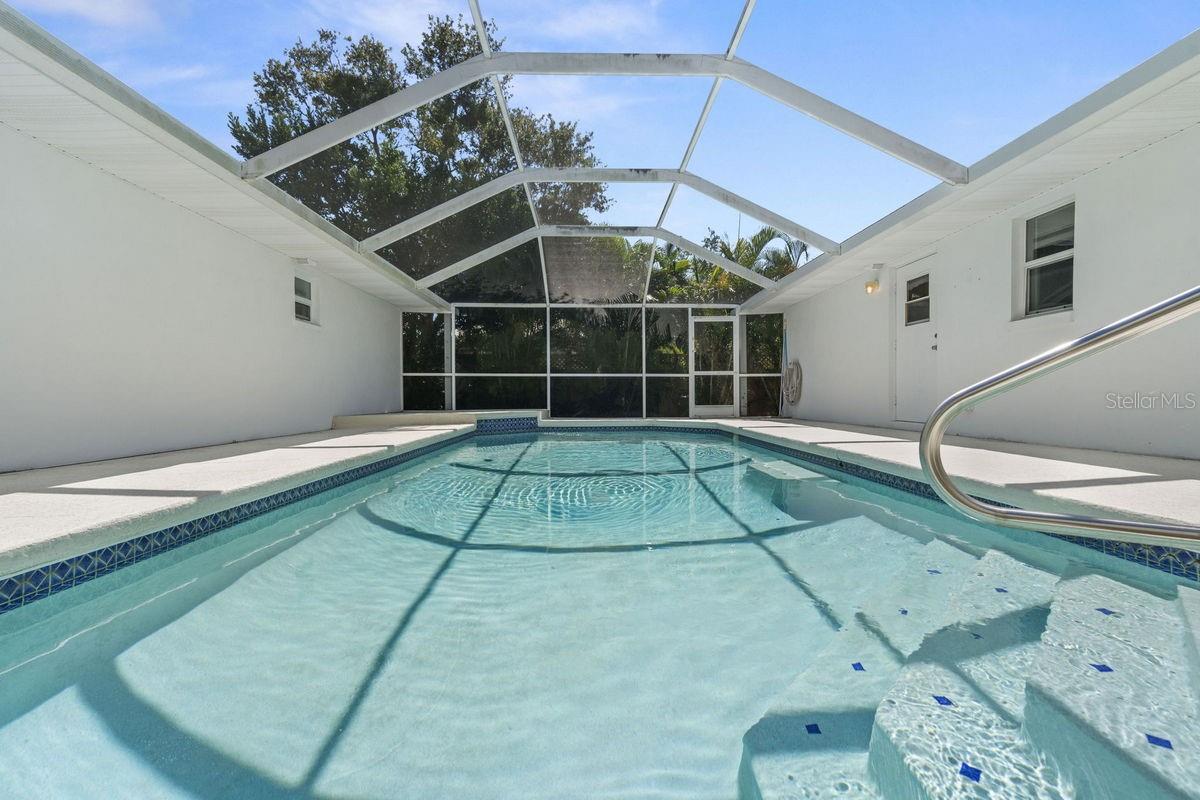 Low Maintenance Pool