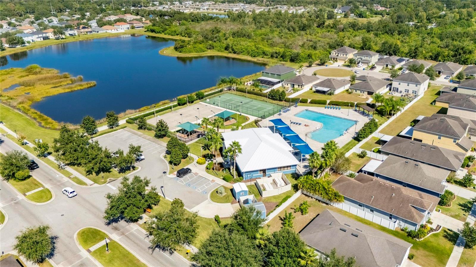Aerial Community Amenities