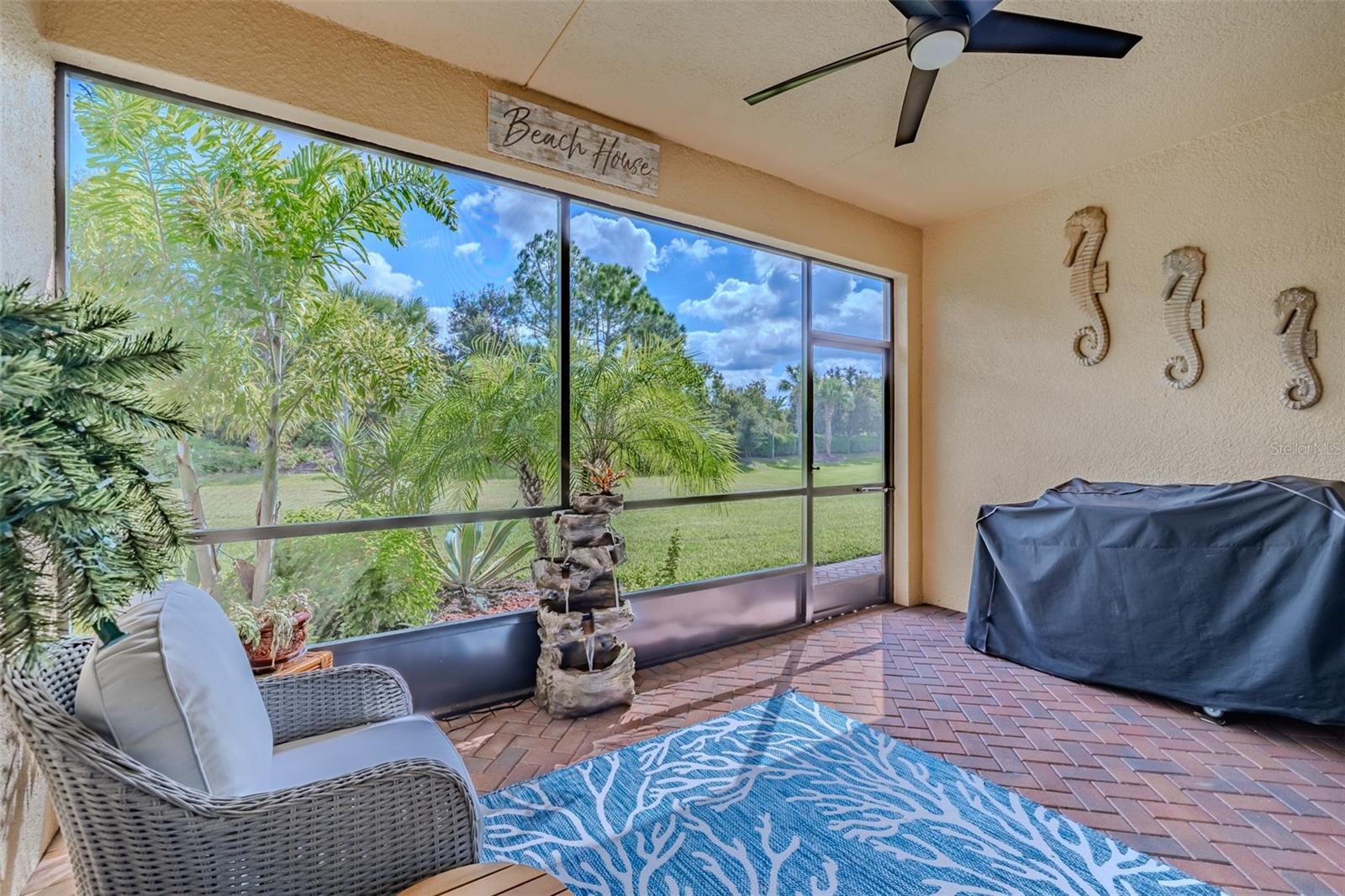 Private Lanai