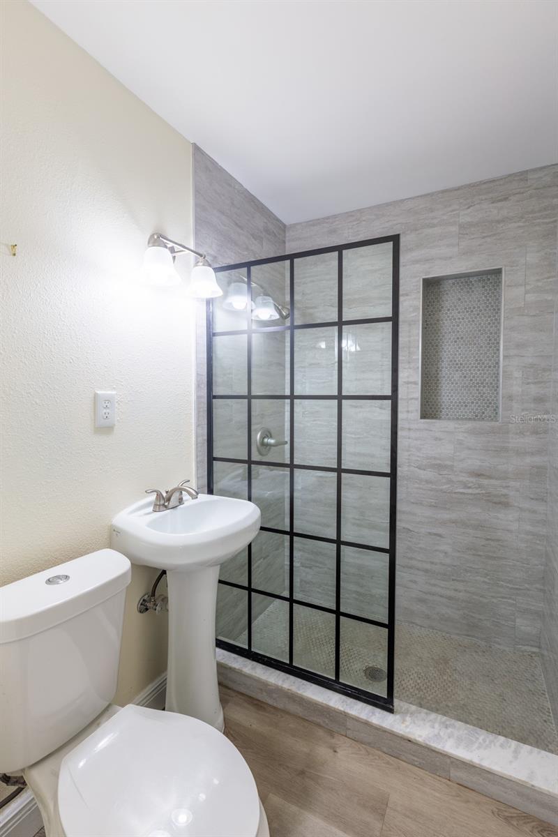 Bath #2 - Common area.