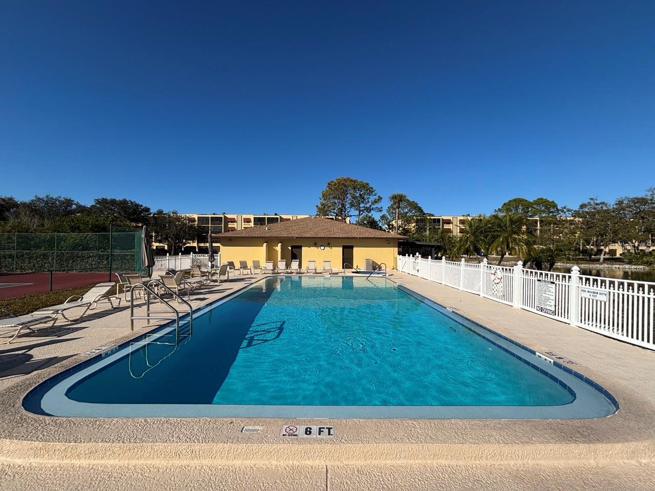 Sparkling swimming pool!