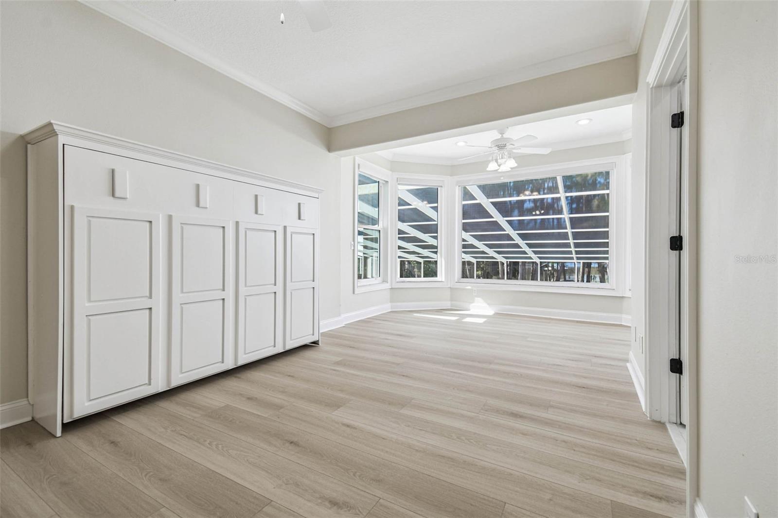 Secondary bedroom