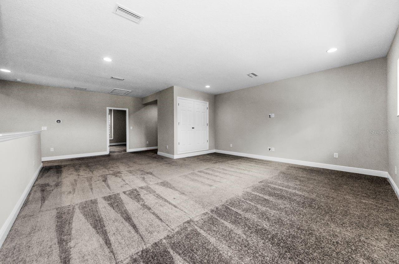 Loft upstairs