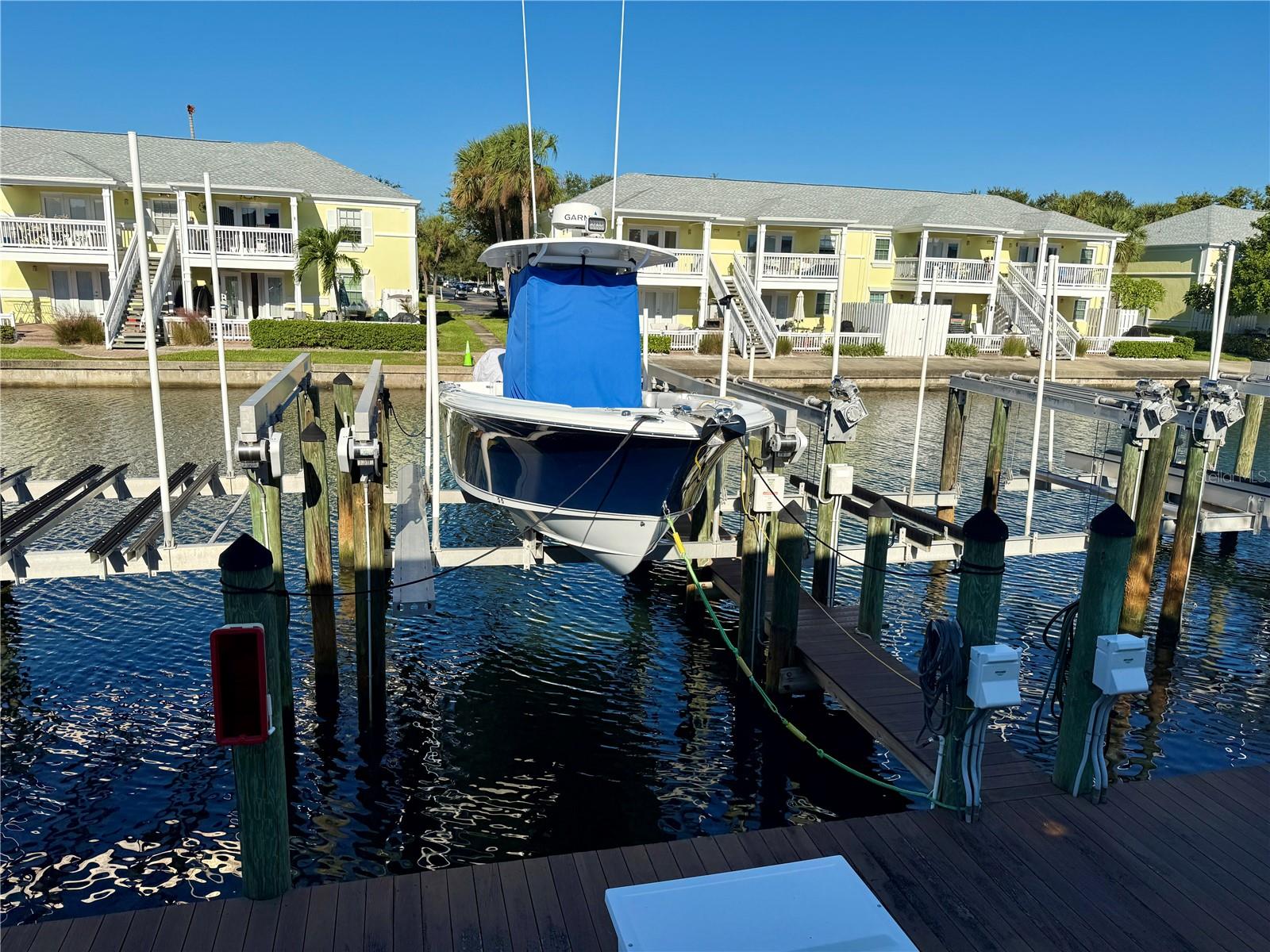 10K lbs boat lift