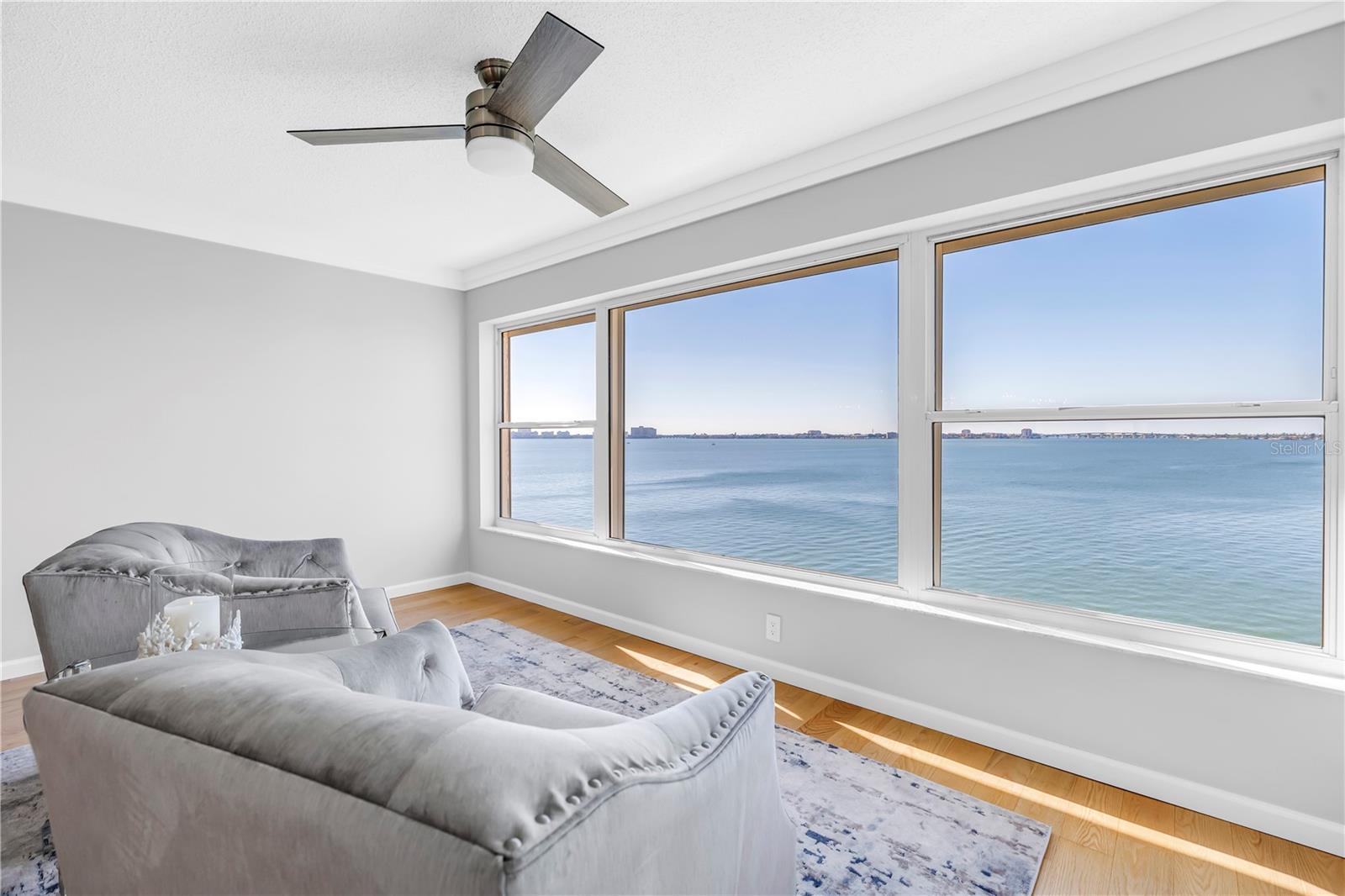 Enjoy the sealife and birds while sipping your morning beverage
