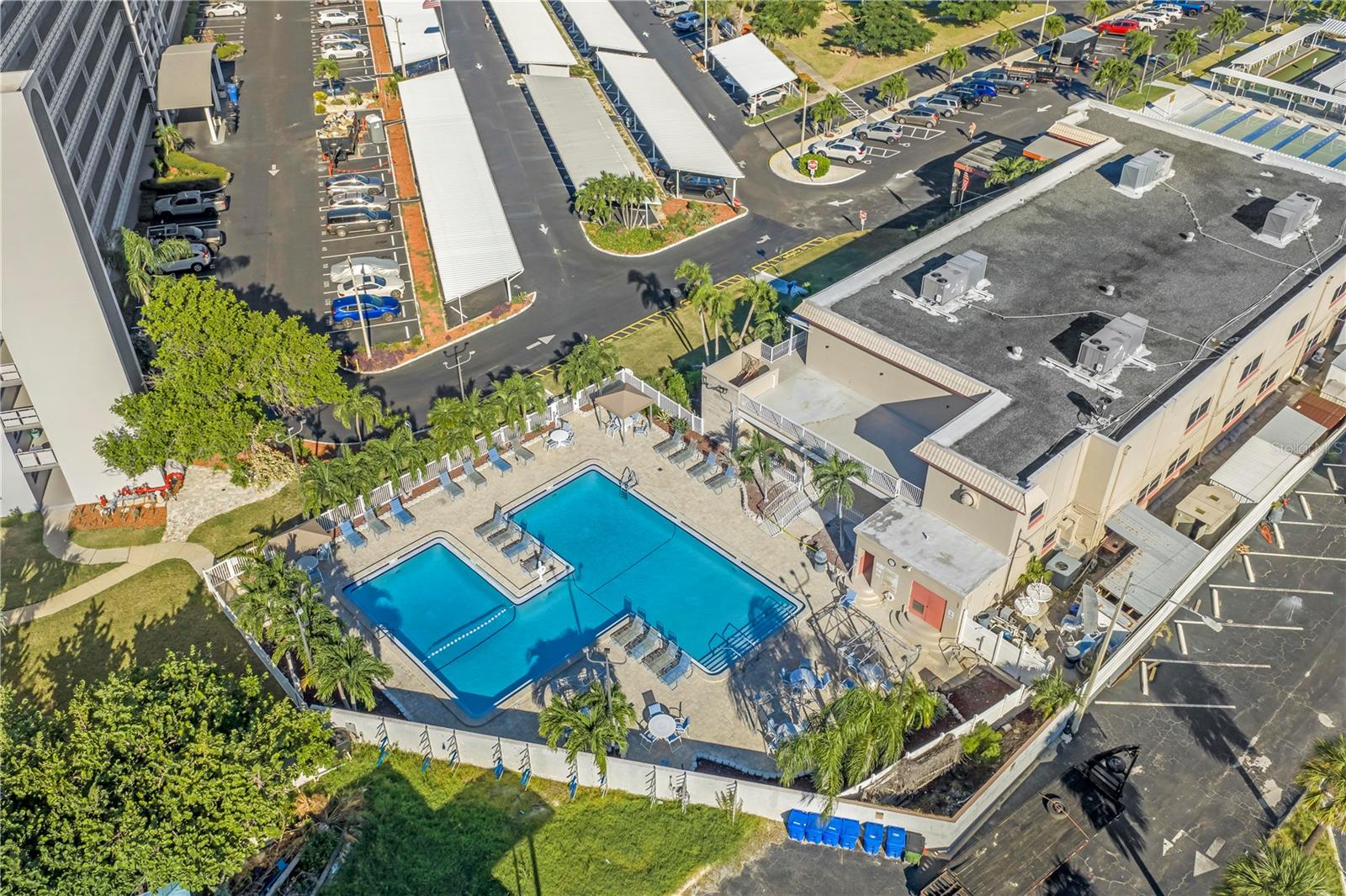 Community pool