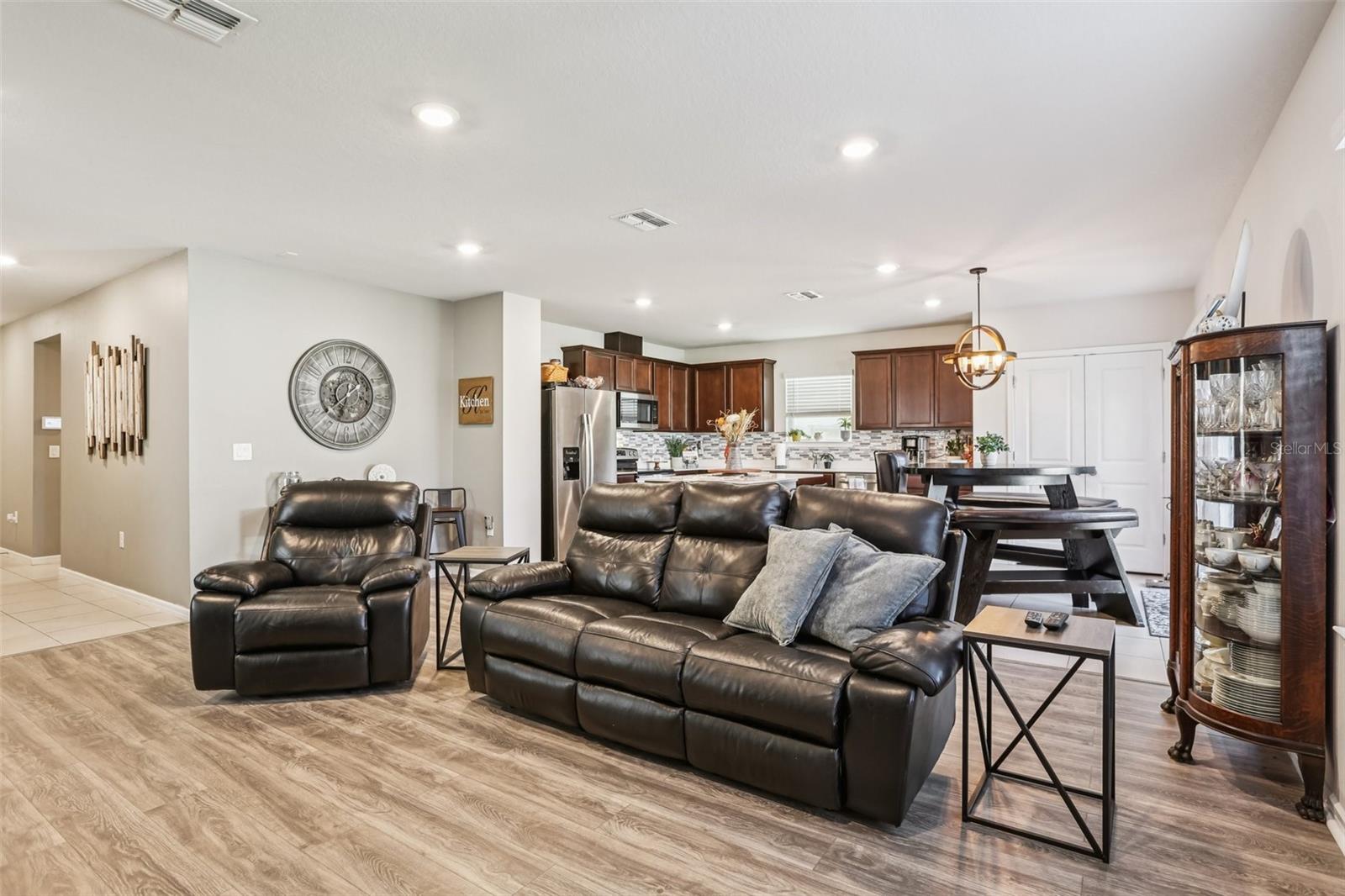 Extra Ceiling Can Lights in Great Room