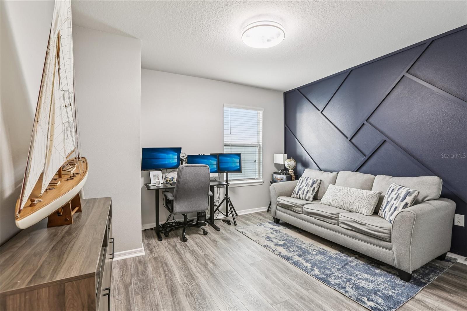Office / Guest Bedroom