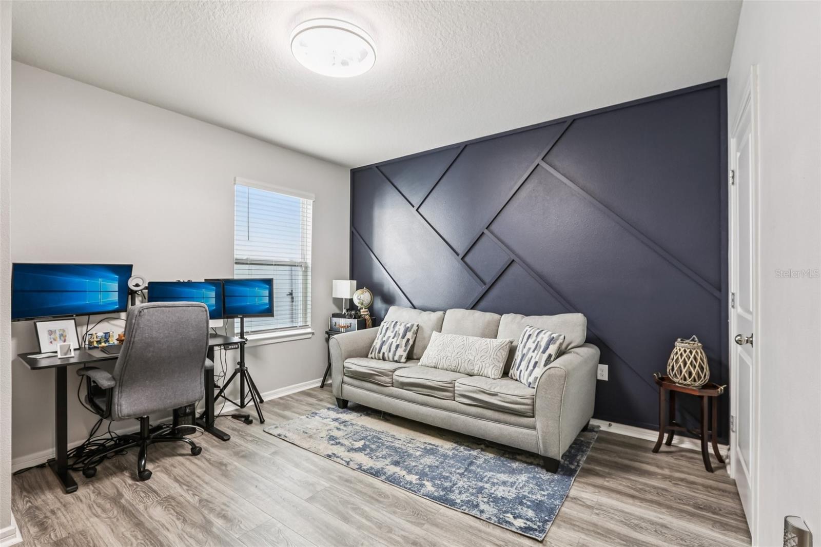 Beautiful Accent Wall!