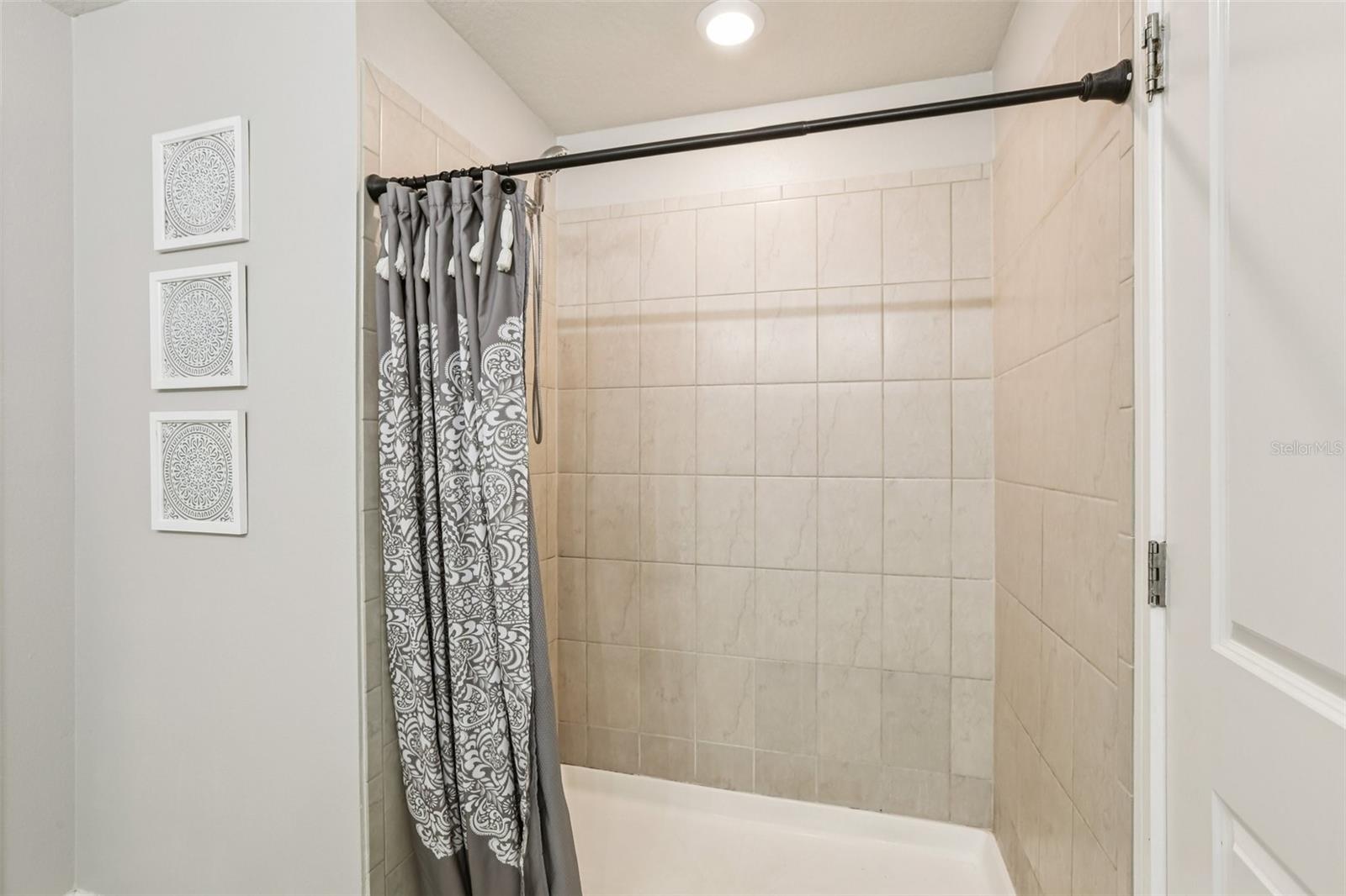 Large Walk In Shower
