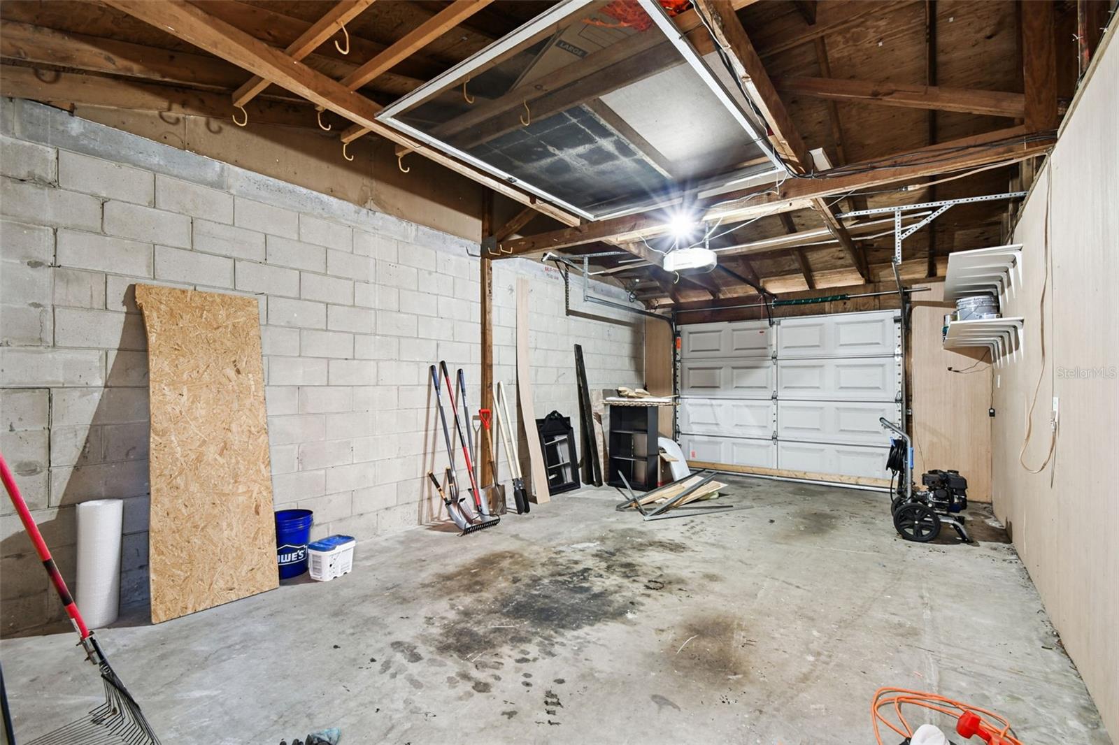 Garage/Storage