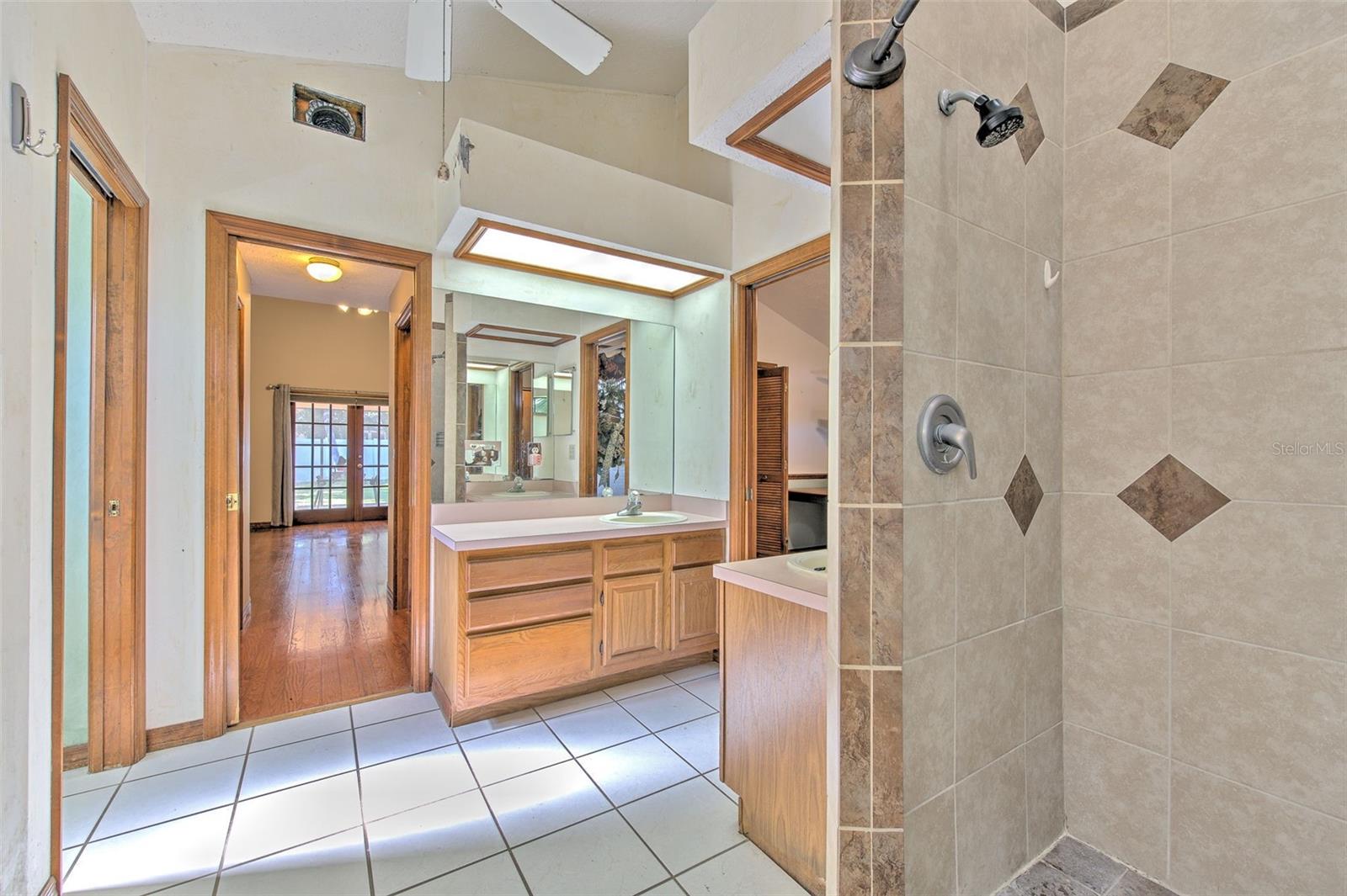 MASTER BATH