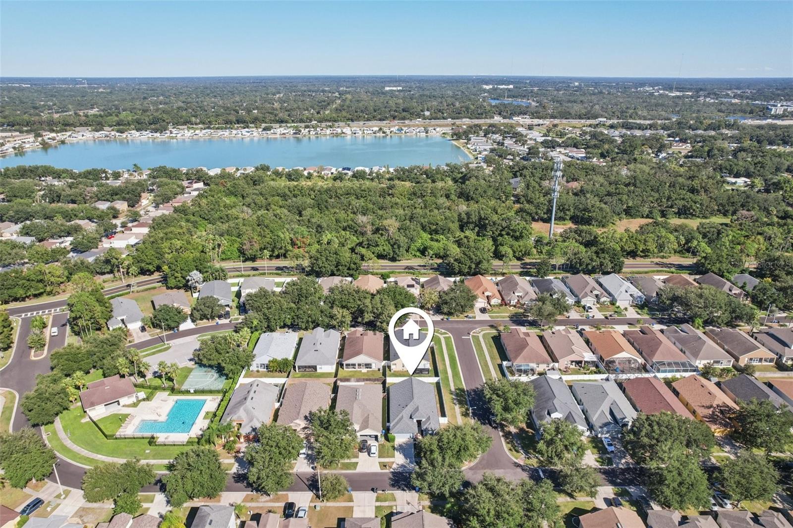 Pool only Four Doors Down from Home!