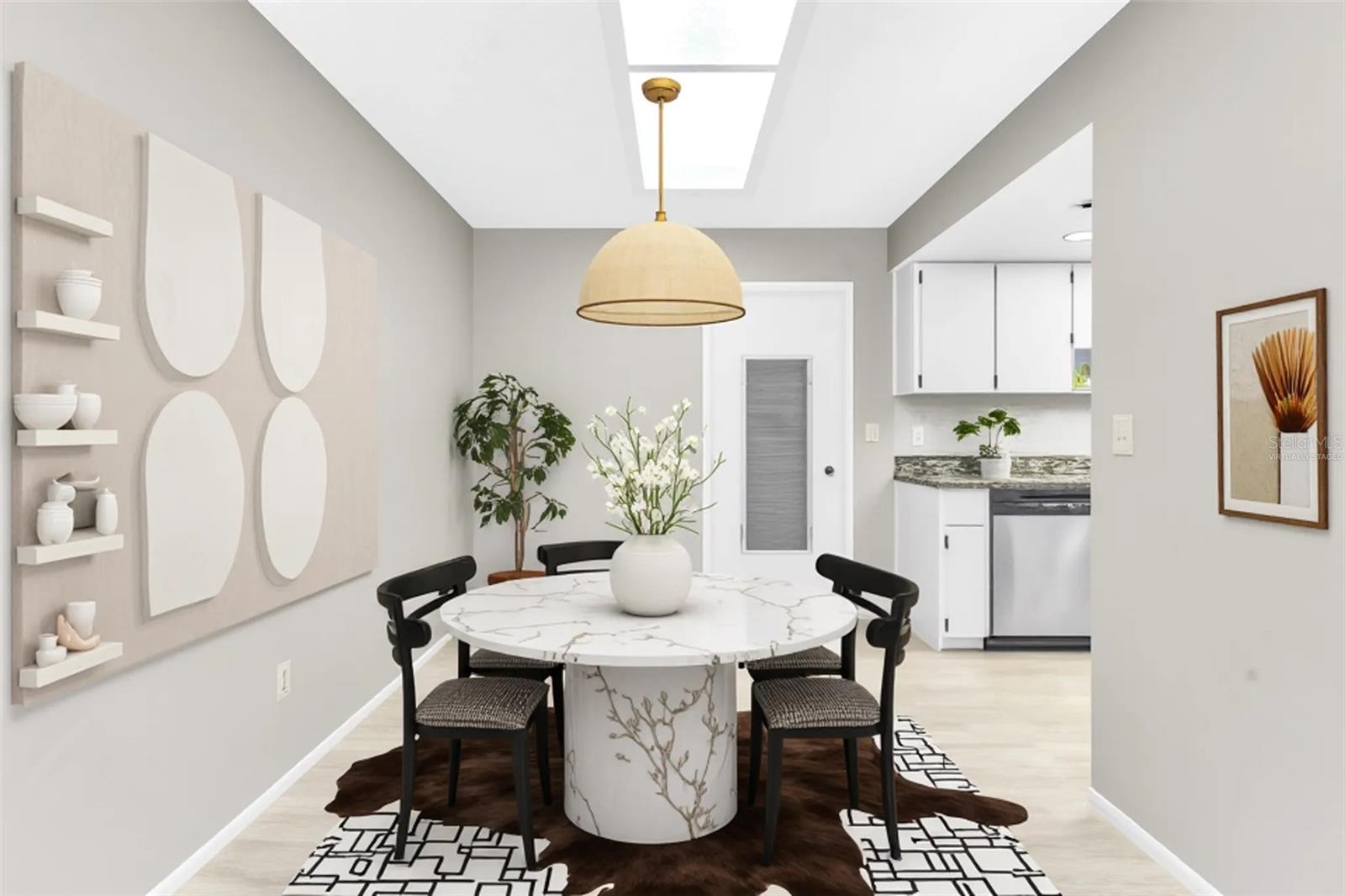 Virtually Staged-Dining Room
