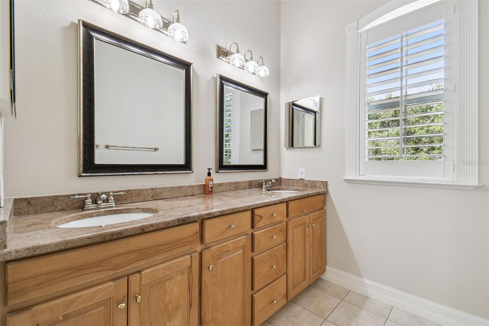 3rd Bathroom 2nd floor