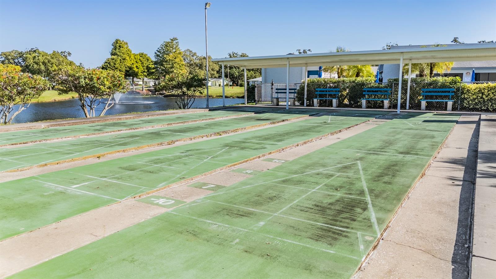 Highland Lakes Condo II Community Pool/Shuffle